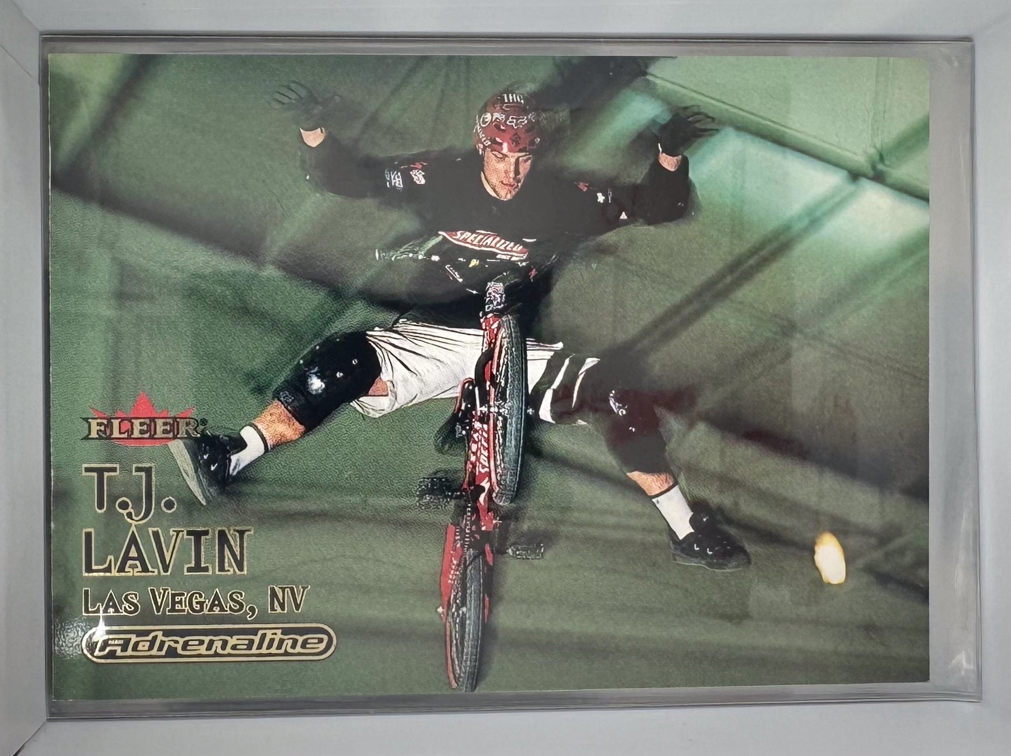Adrenaline Fleer 2000 Action Sports Card No.90 TJ Lavin BMX