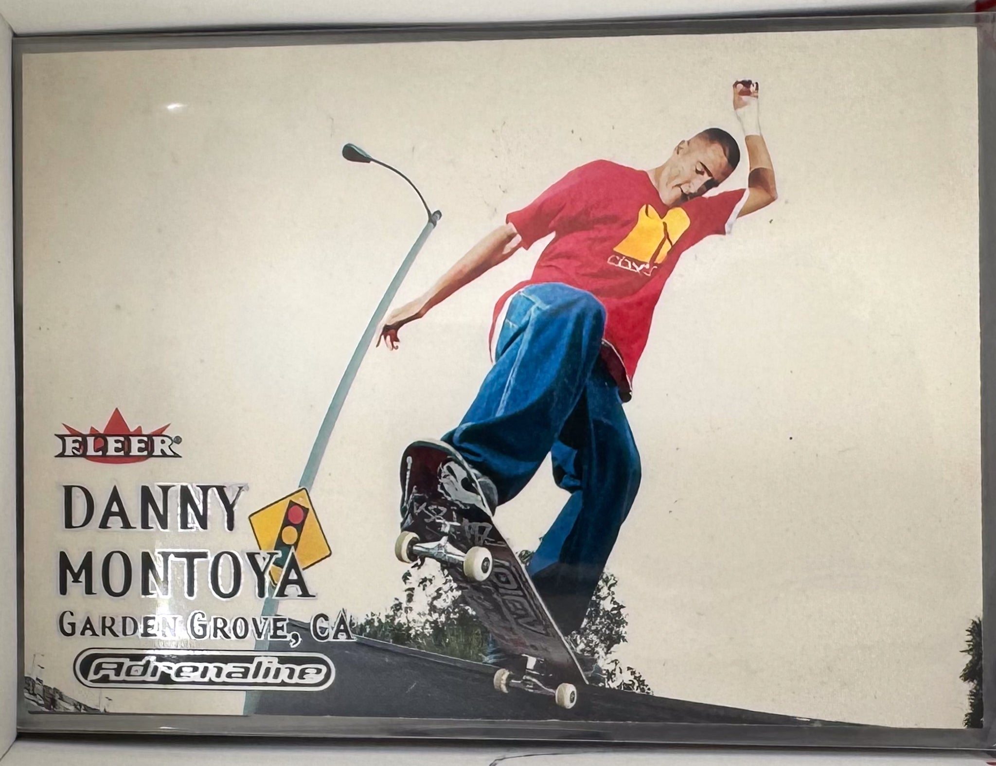 Adrenaline Fleer 2000 Action Sports Card No.78 Danny Montoya Skateboarding