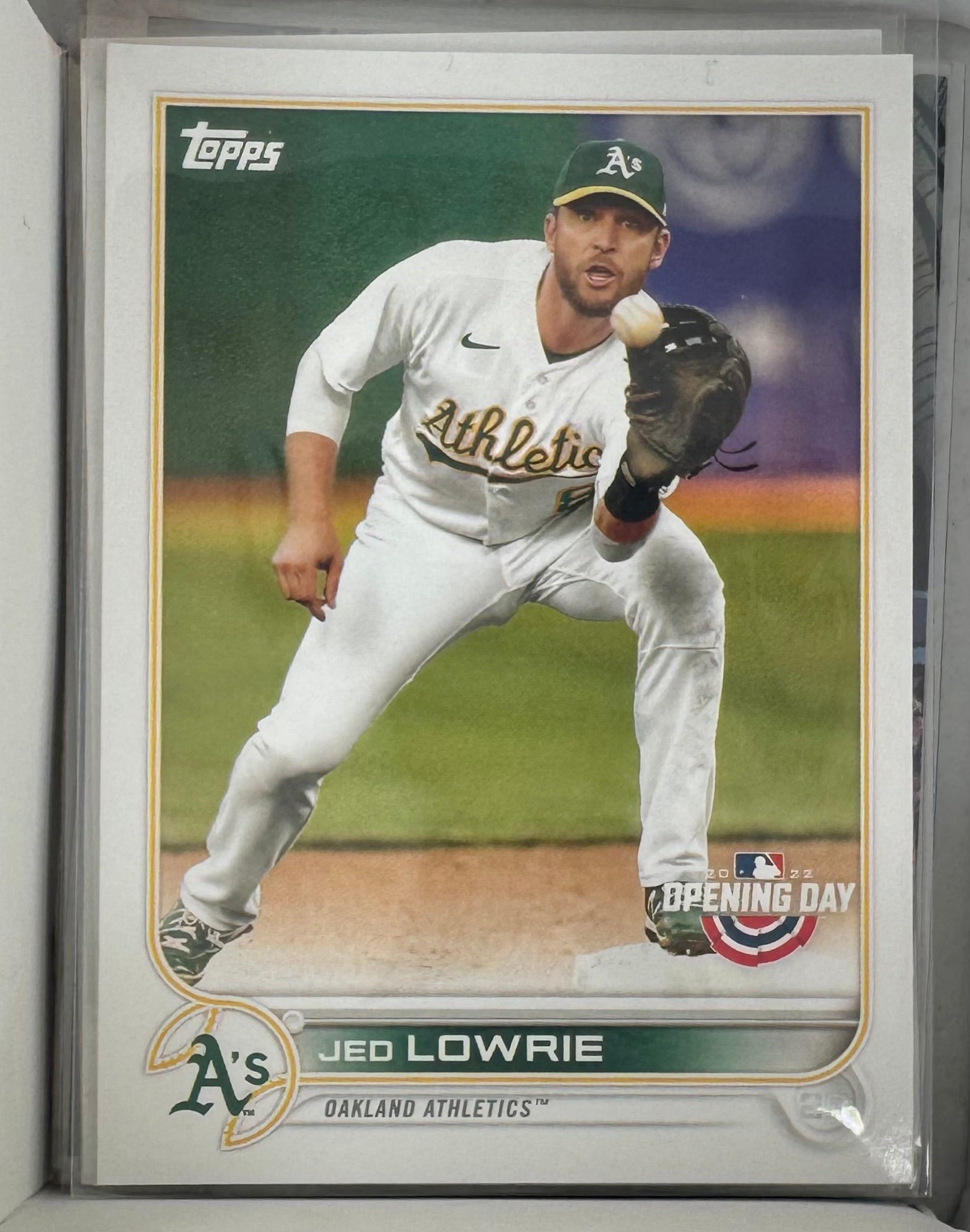 Jed Lowrie No.198 Topps 2022 Athletics Baseball Card