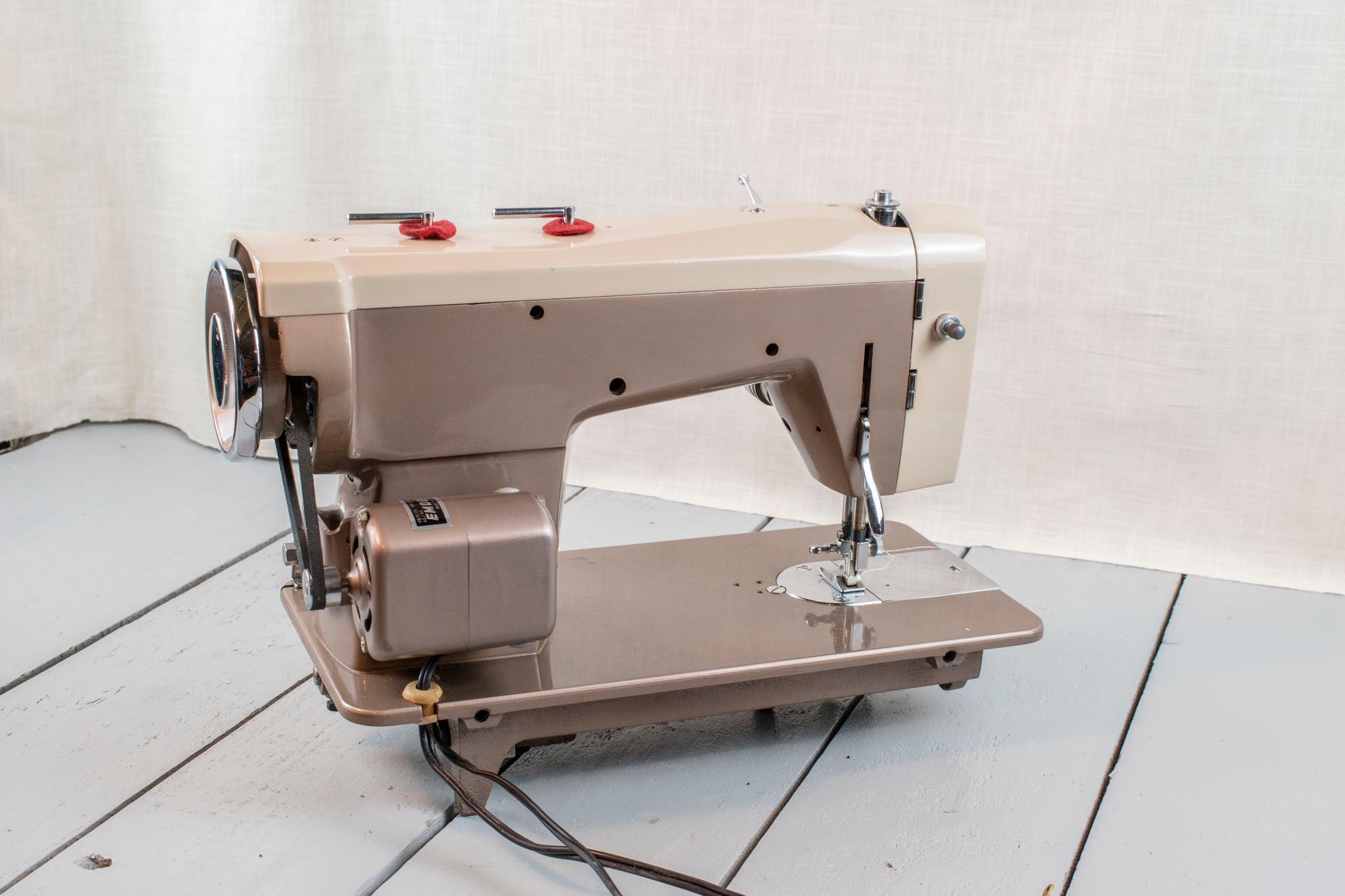 Emdeko Sewing Machine j-a21 e32808 Vintage