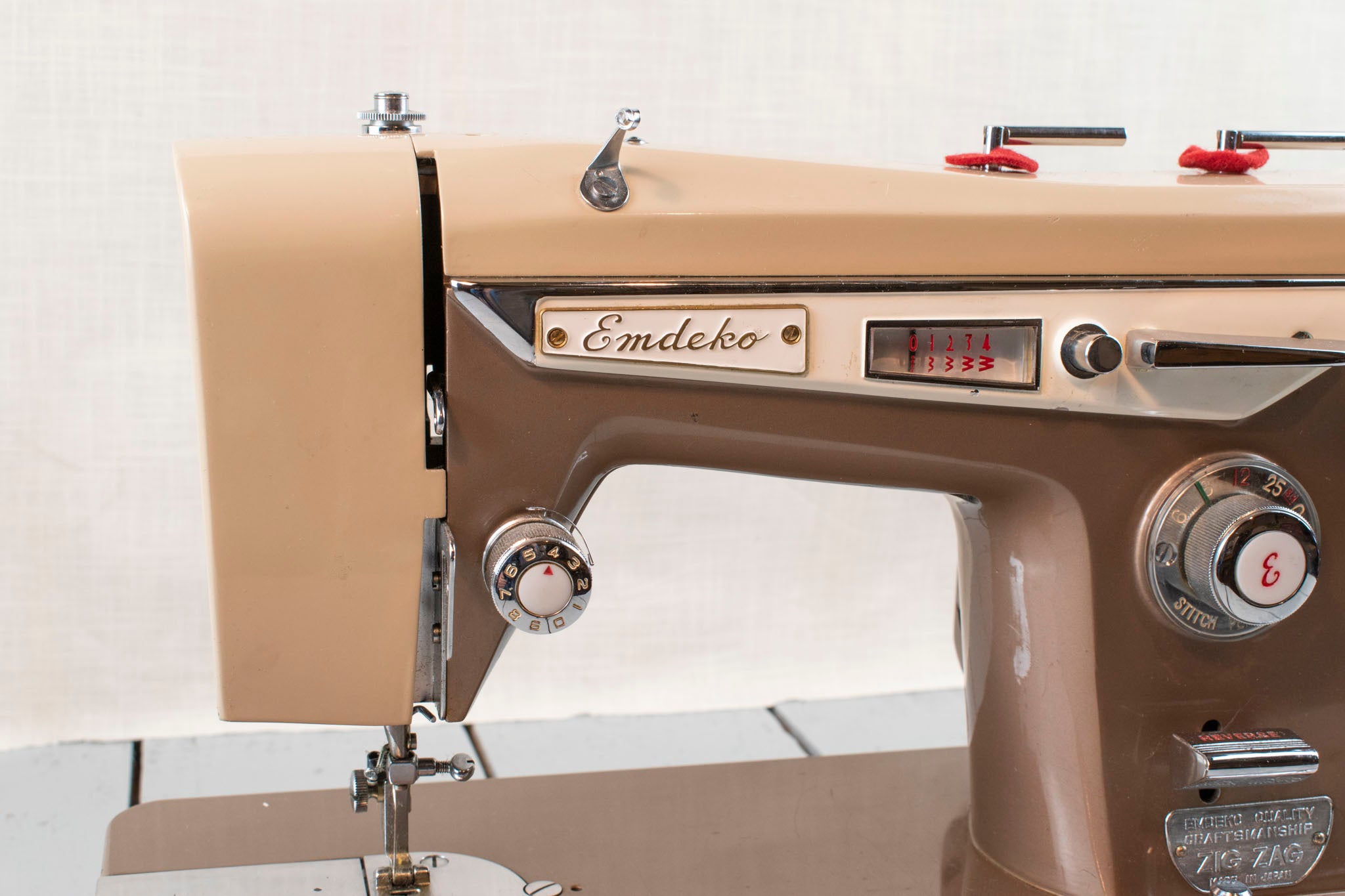 Emdeko Sewing Machine j-a21 e32808 Vintage
