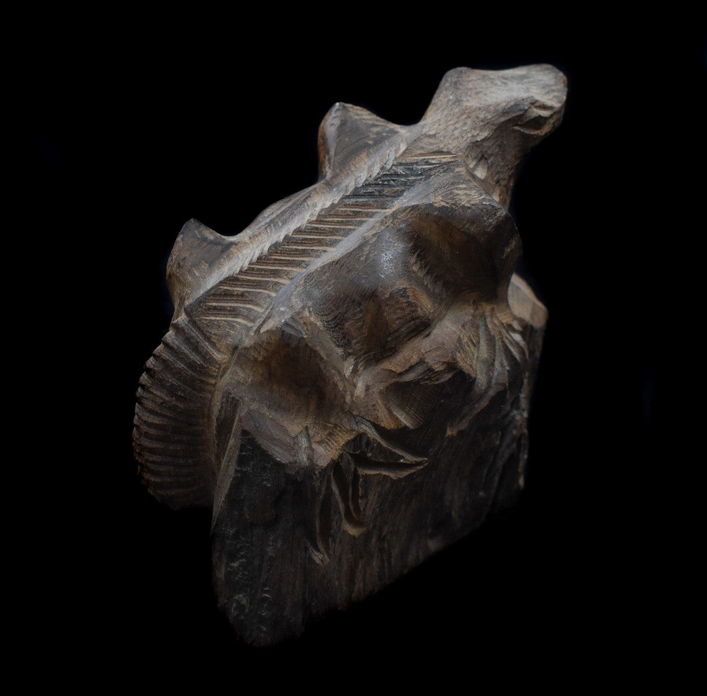 Hand Carved Lizard Wood Piece Unknown Artist Vintage Woodwork Used