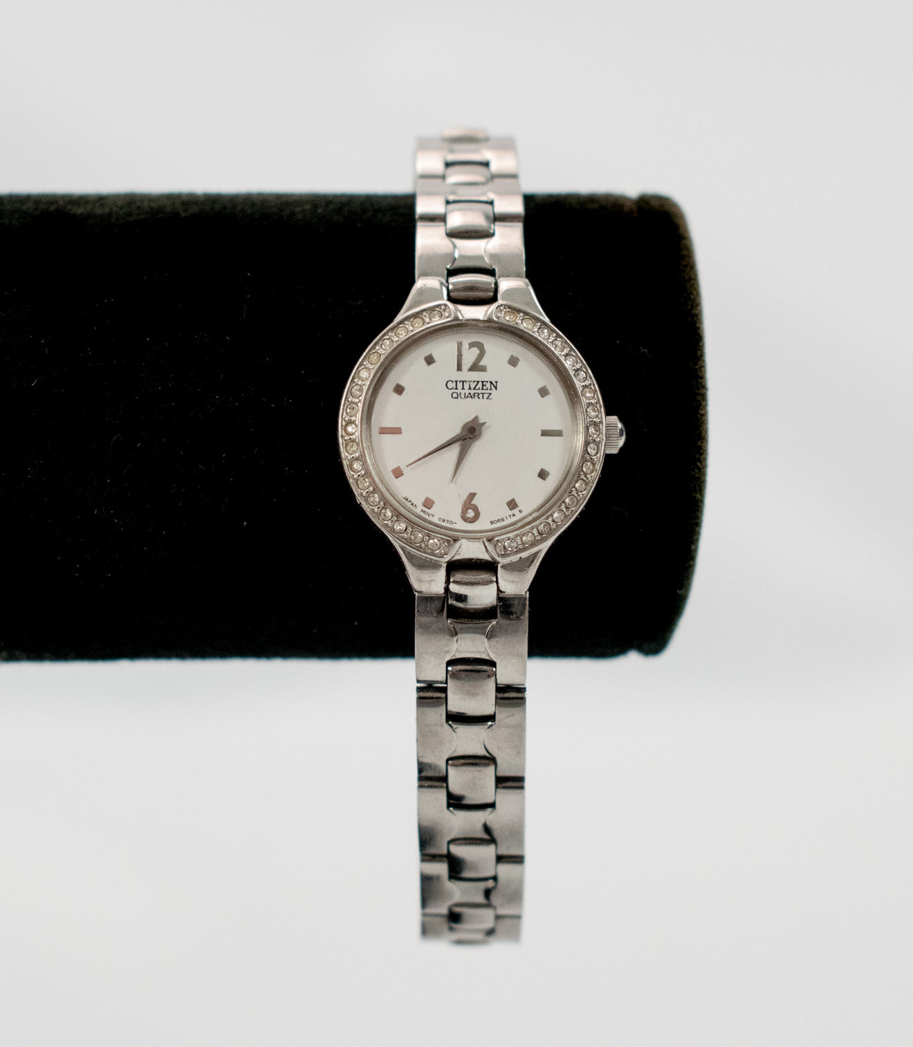 Citizen Quartz Silver Wrist Watch Females Used 892642