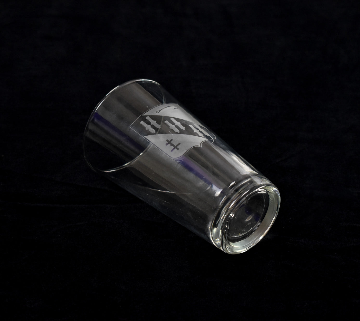Tumbler Beer Glass Used Fish Hook and Cannons
