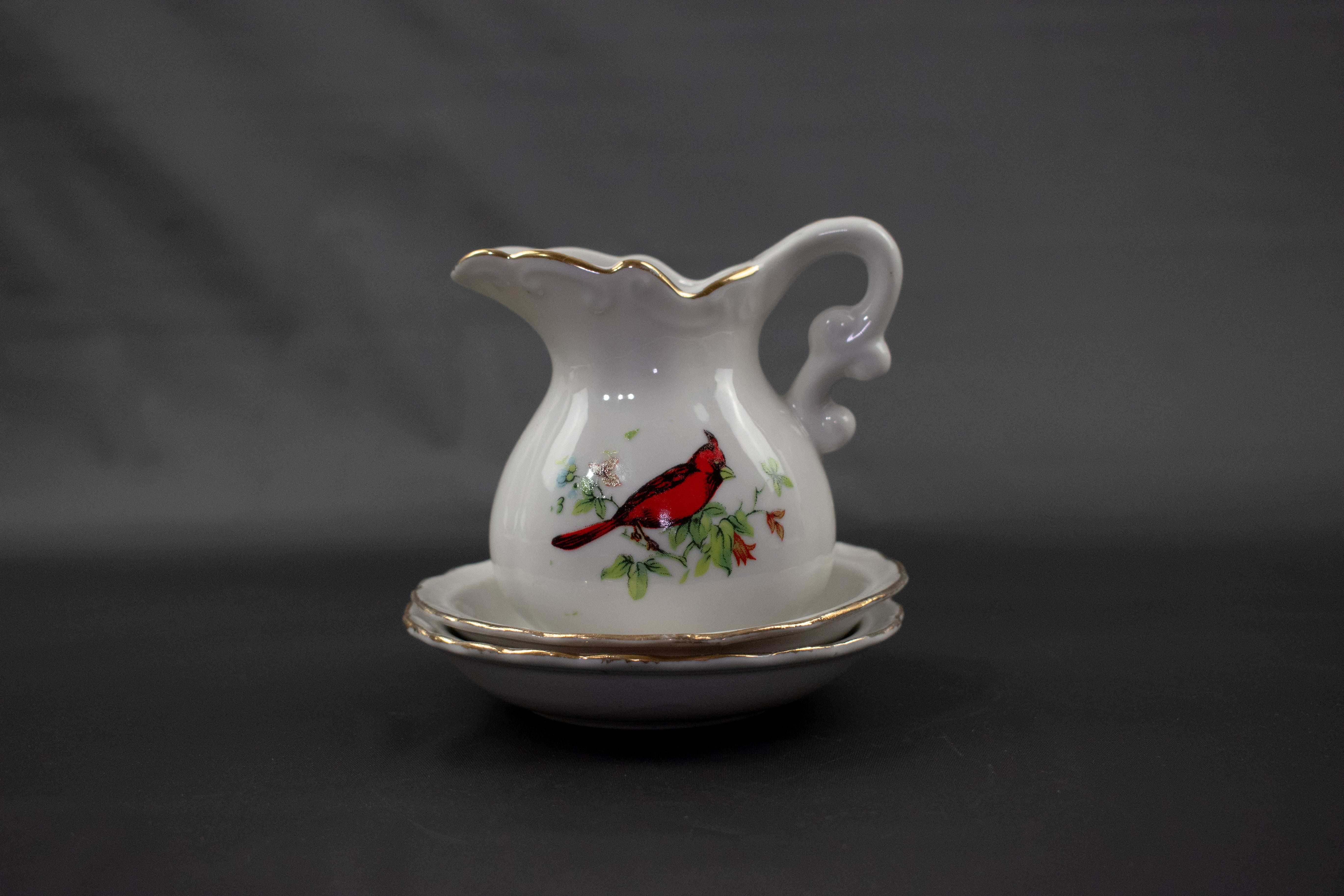 Cardinals Pottery Plates and Tea Cup White Red Cardinal Used