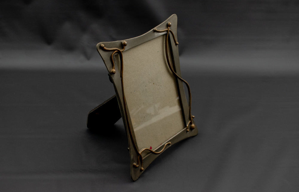Metal Picture Frame Metal Frame Photo Framed 3.5 x 5 Used