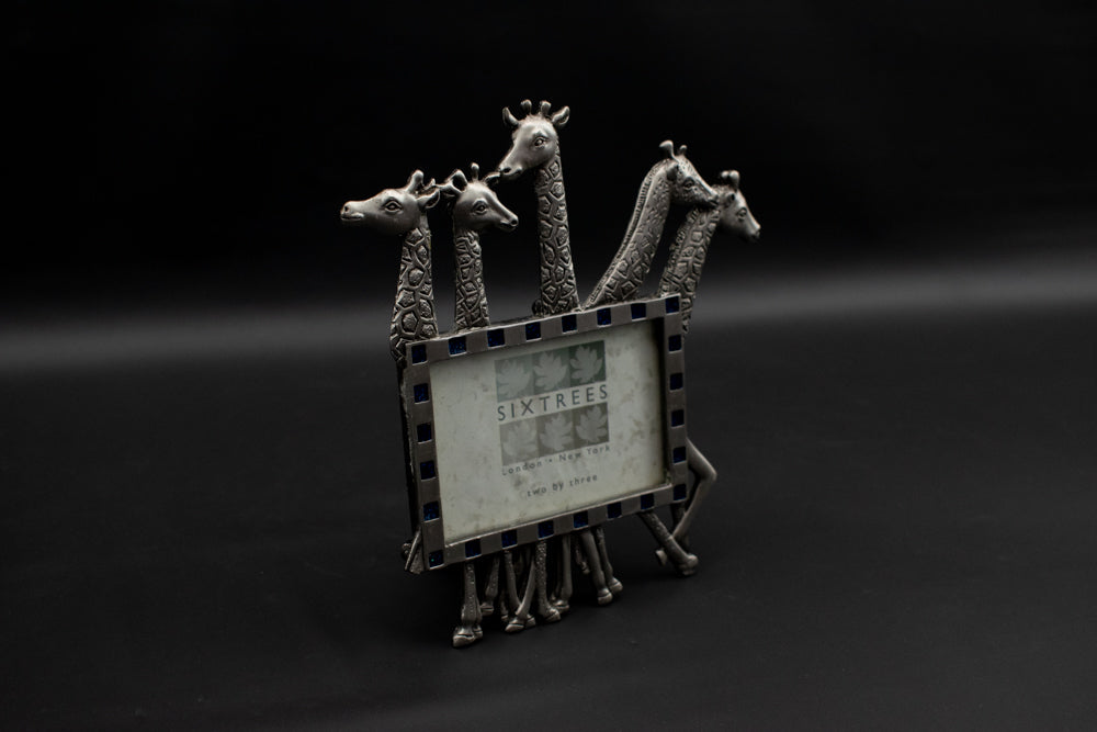 Six Trees Metal Picture Frame Giraffes Silver 2 x 3 London New York Used