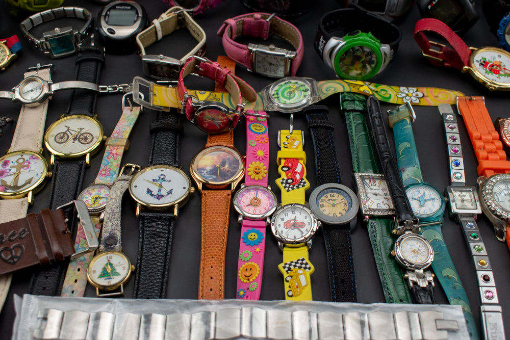 Watch Lot Used Wrist Watch Mixed Bulk Lot 55 Watches Parts Untested
