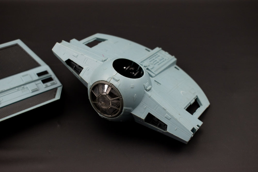 Star Wars Darth Vader’s TIE Fighter 1/121 Scale Model Parts Damaged