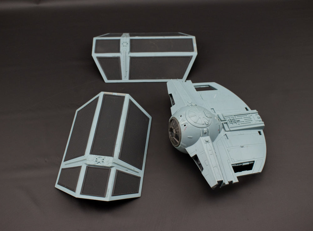 Star Wars Darth Vader’s TIE Fighter 1/121 Scale Model Parts Damaged