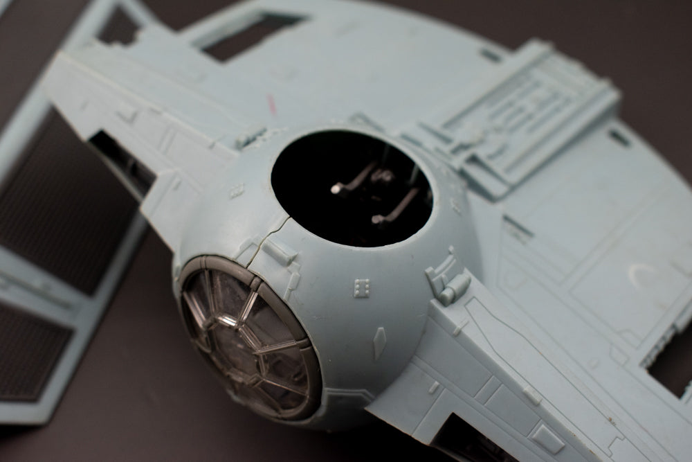 Star Wars Darth Vader’s TIE Fighter 1/121 Scale Model Parts Damaged