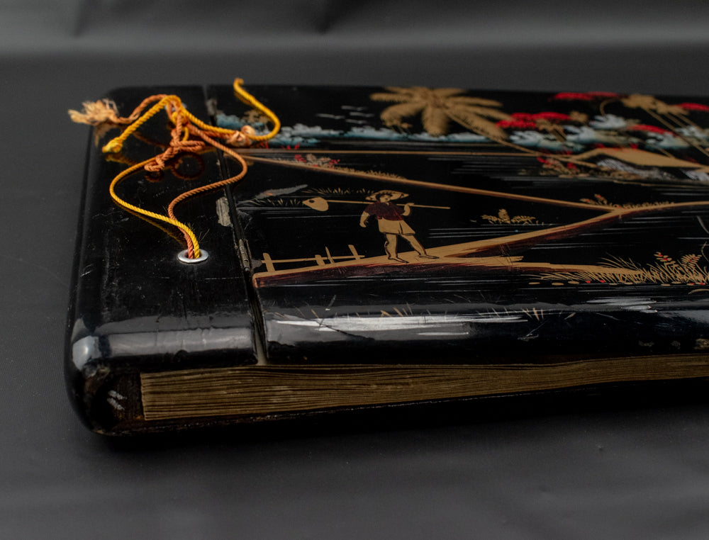 Vintage Hand Painted Japanese Wood Photo Booklet Photo Album Artwork Used Black