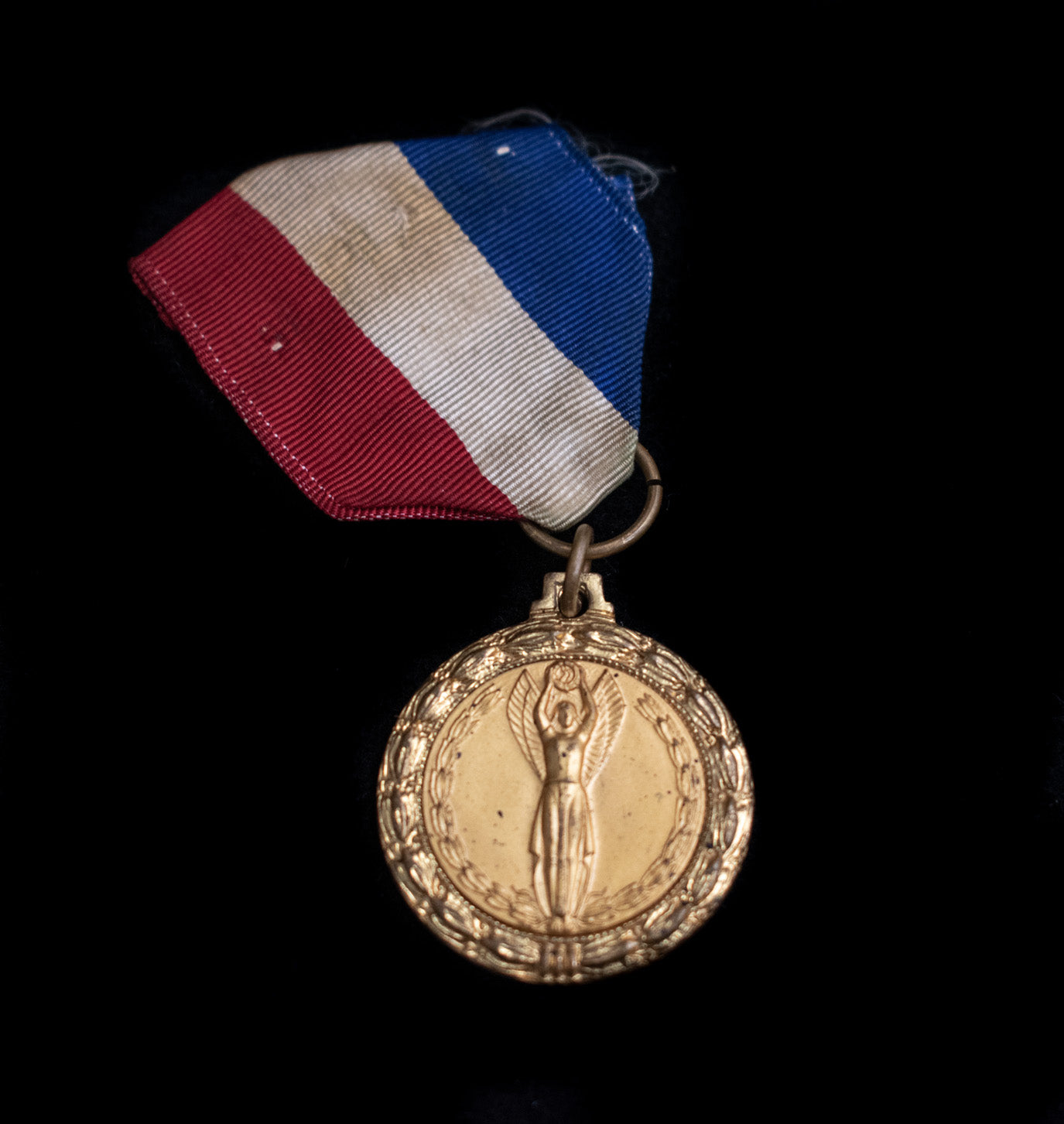 Vintage Medal Ribbon Sporting VICTORY ANGEL Gold MEDAL PENDANT