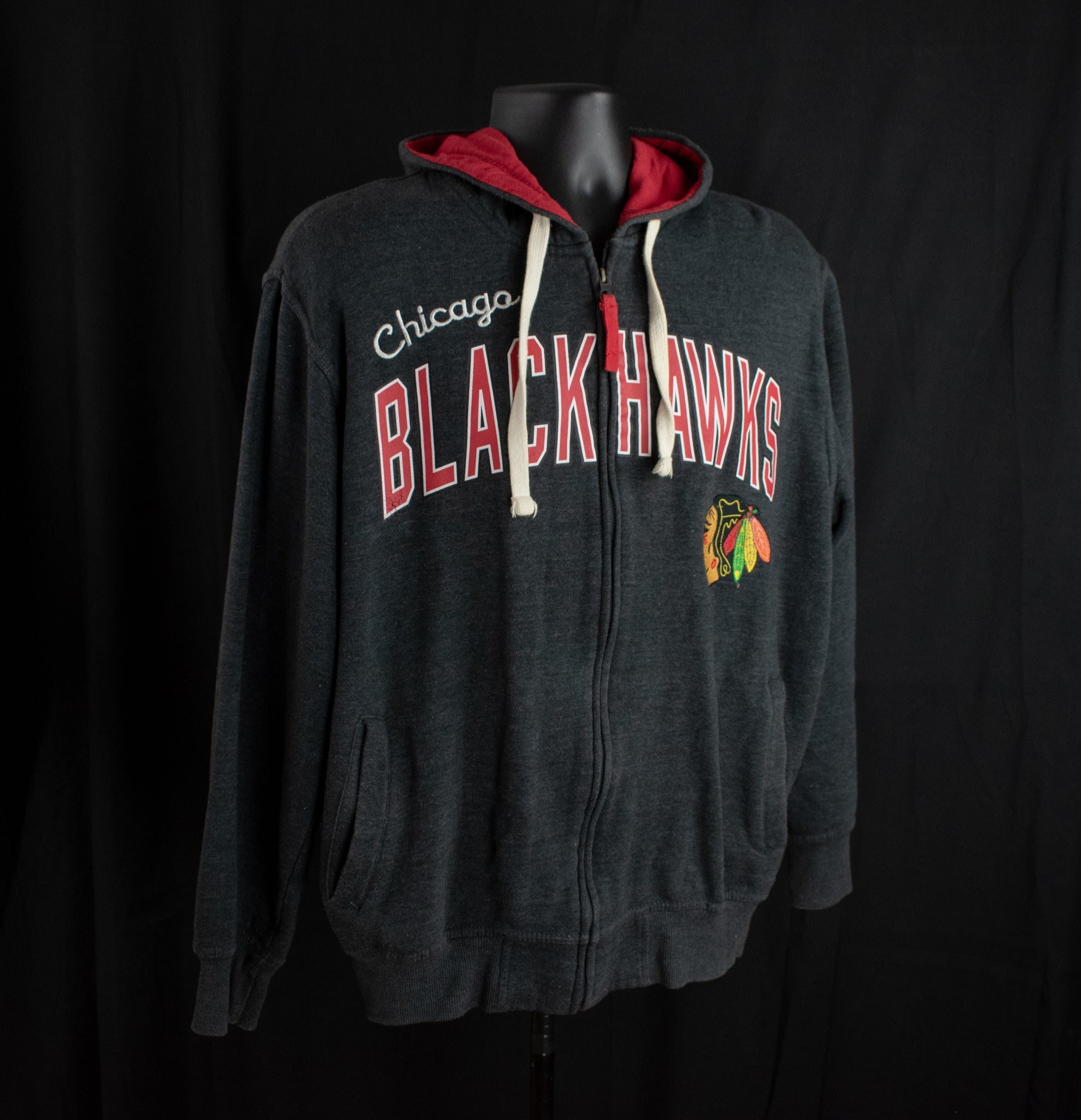 Chicago Black Hawks Large Sweatshirt Mens Hoodie Zip Up NHL Grey Red Used