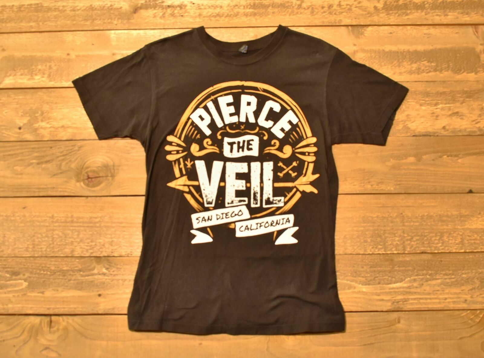 Pierce the veil Medium Mens t-shirt Tear away tag Great shape San Diego California
