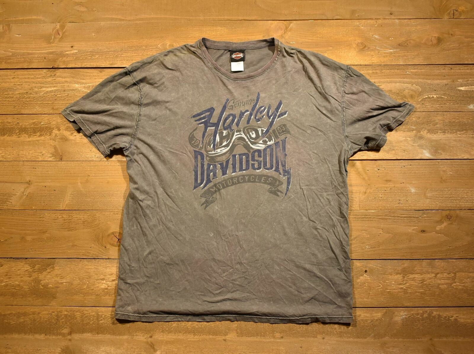 Harley Davidson men's T-shirt two XL authentic motorcycle brand genuine used mou