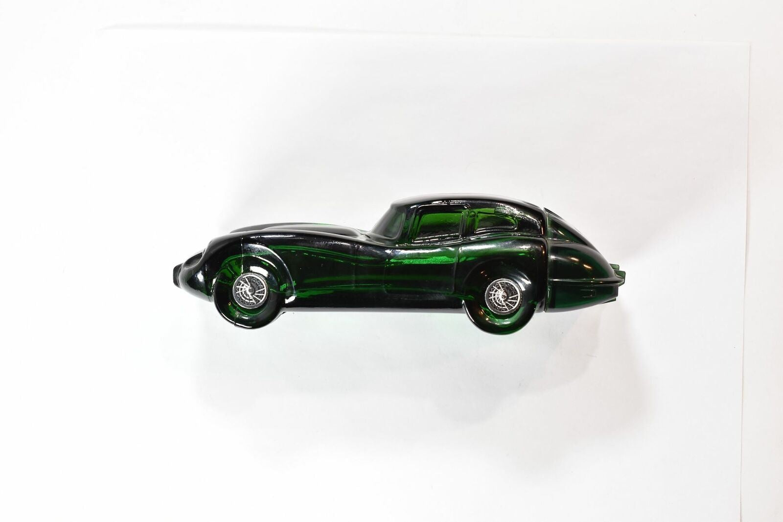 Avon Jaguar Car Decanter Glass Bottle Car Deep Woods After Shave 5FL. Oz Used Fi
