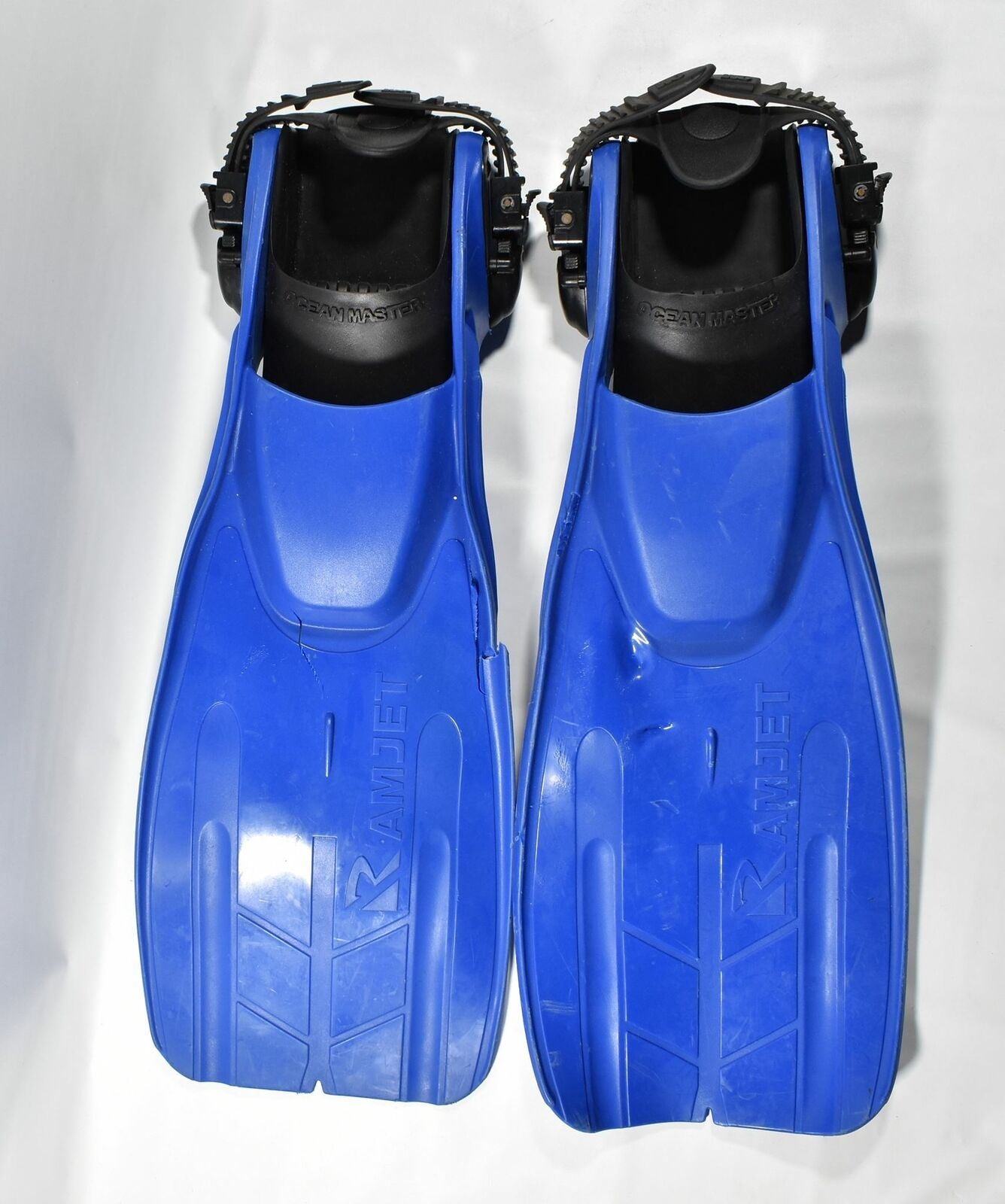 Diving Flippers Blue Small used - Cracked - OCean Masters Ramjet