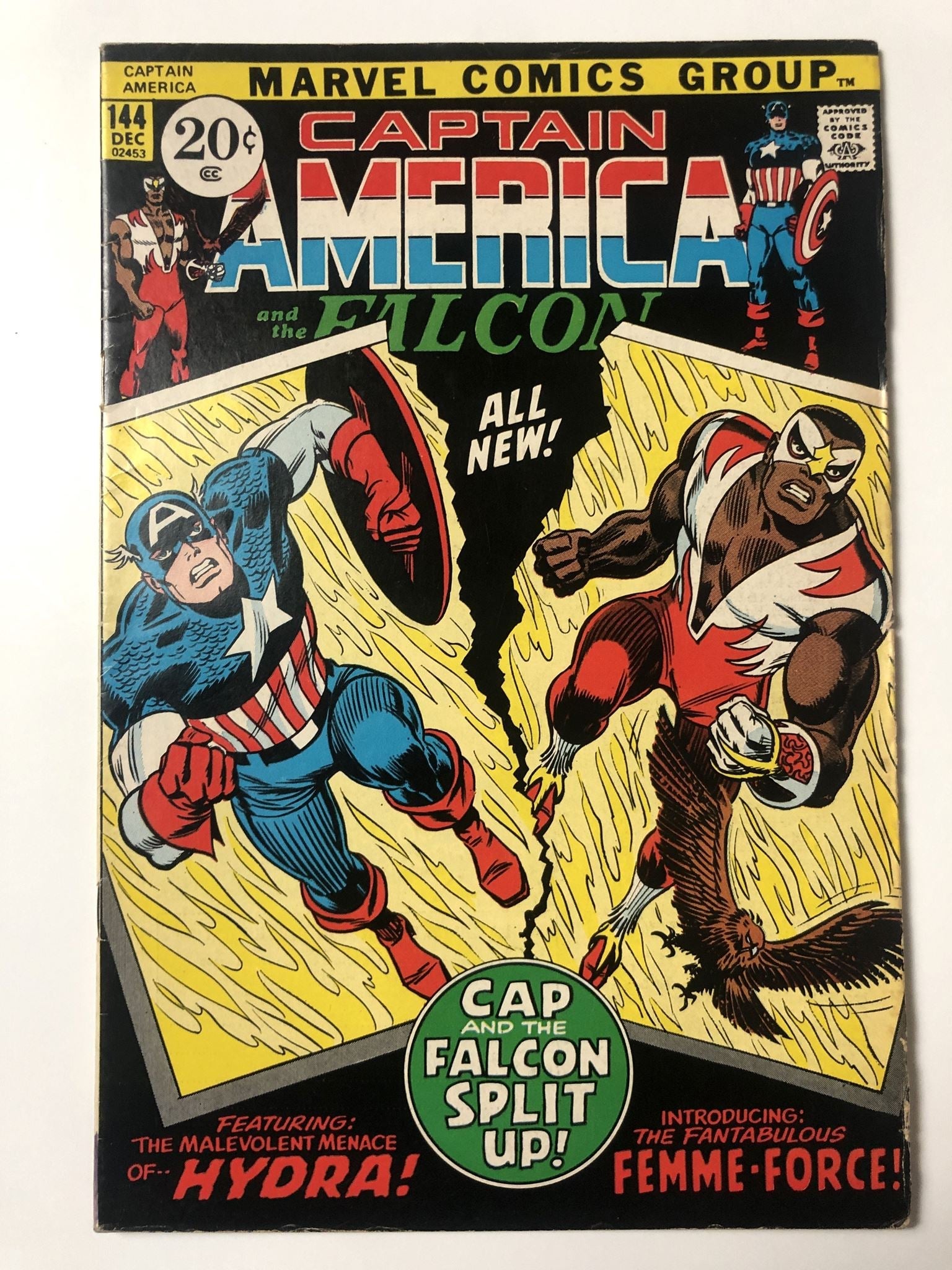 Captain American America And the Falcon Comic Book 144