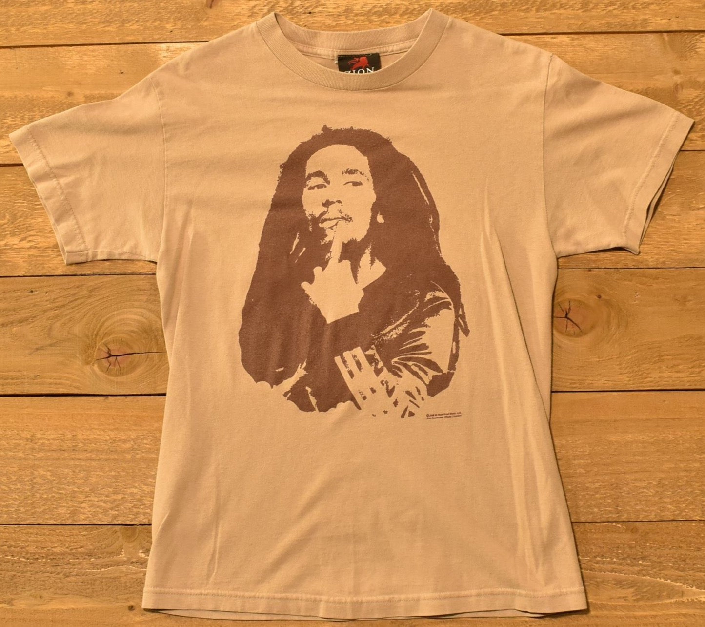Bob Marley t-shirt Small Mens Tee 2005 used Zion Wear