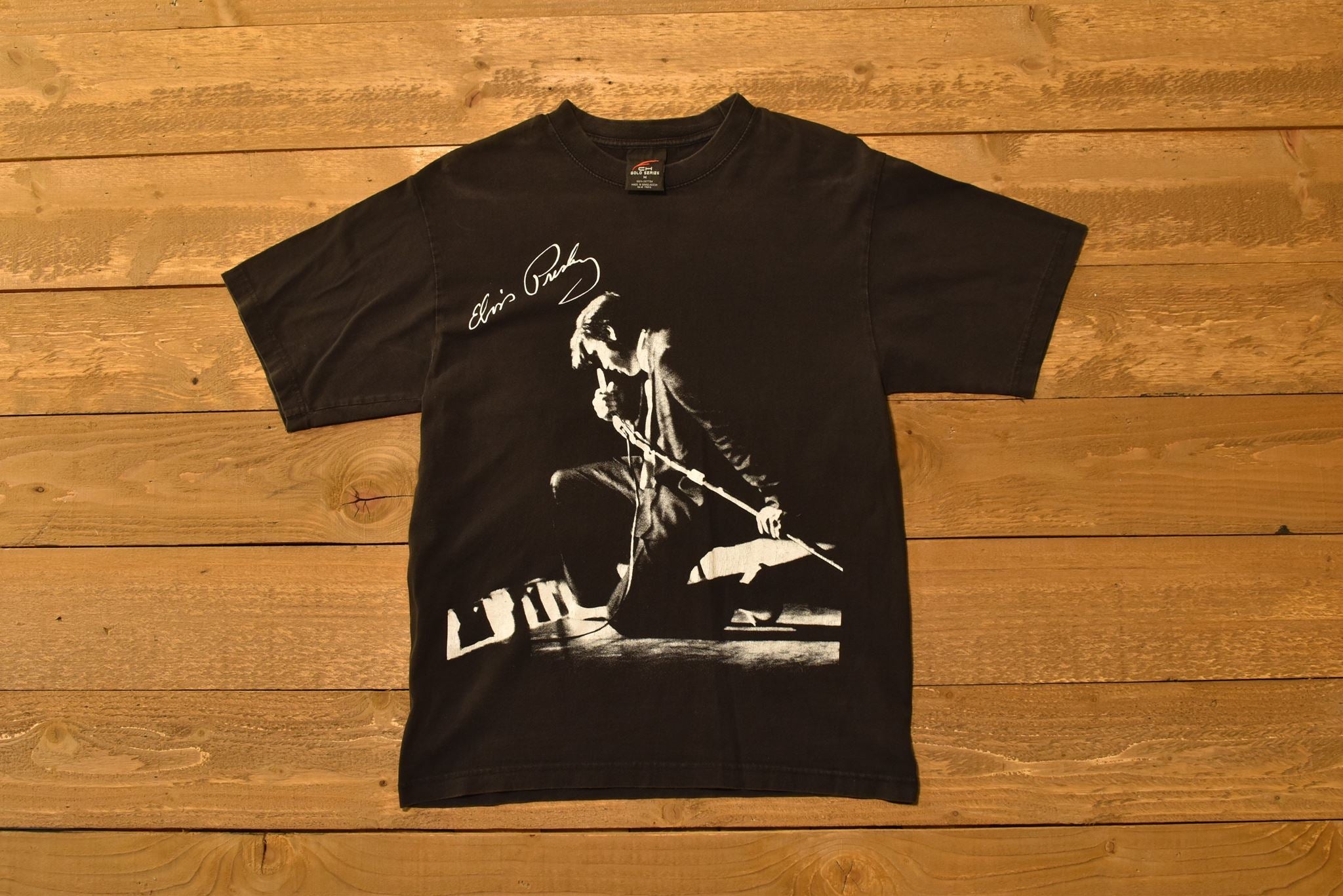 Elvis Presley t-shirt Mens Medium Tee Used vintage look t shirt