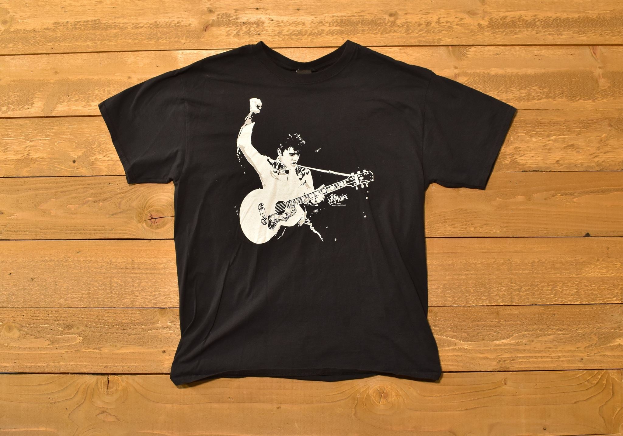 Elvis Presley T shirt Large Authentic TM Shirt Black and white L