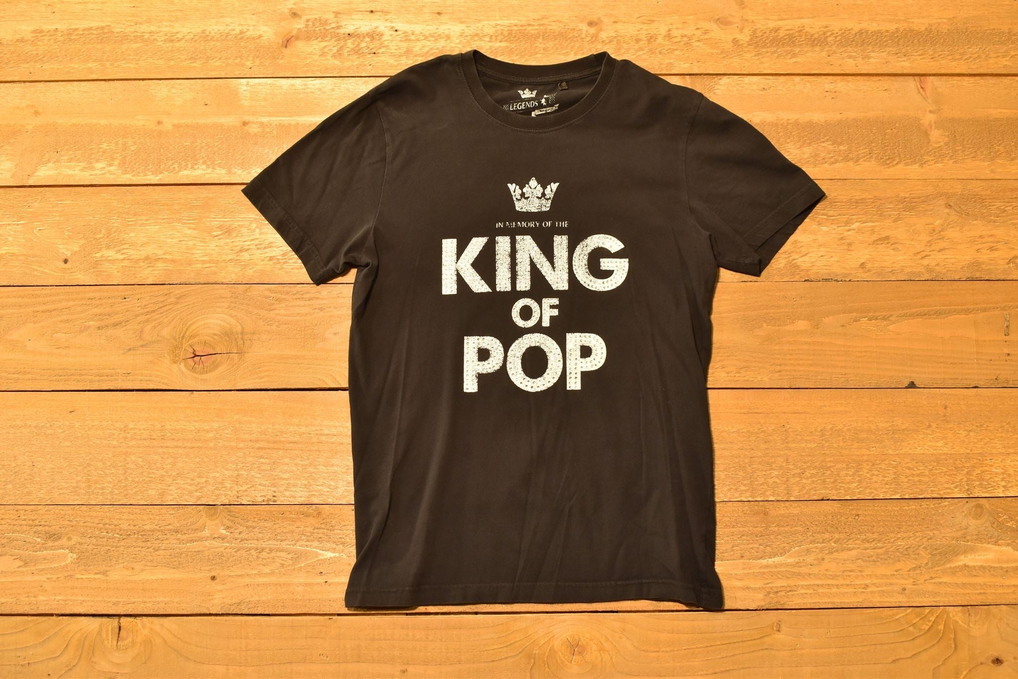 Micheal Jackson Shirt In memory of the king of pop T-shirt Large Female Tee