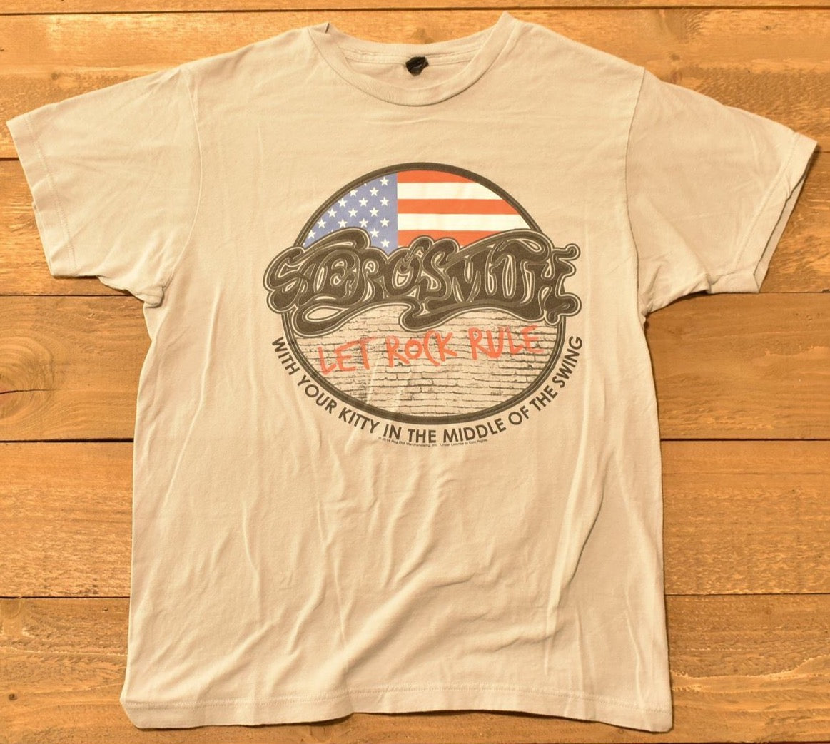 Aero Smith Let rock role t shirt 2014 tee Mens Medium Sized used Shirt