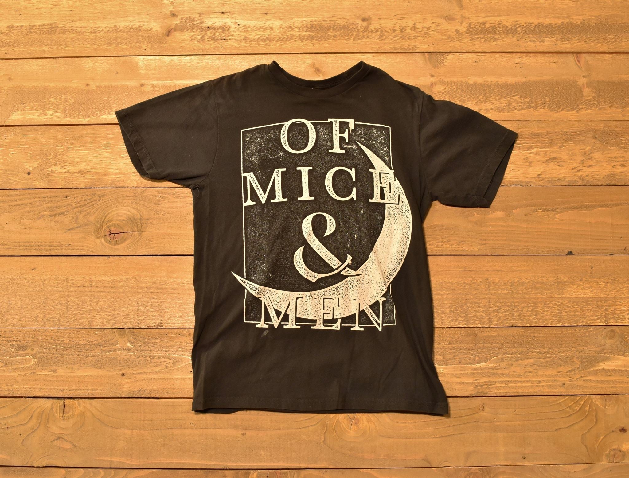 Of Mice and Men Band tee Large T shirt Used Authentic Band TEE