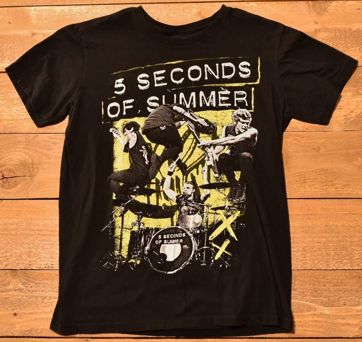 5 seconds of summer t shirt small band tee Used