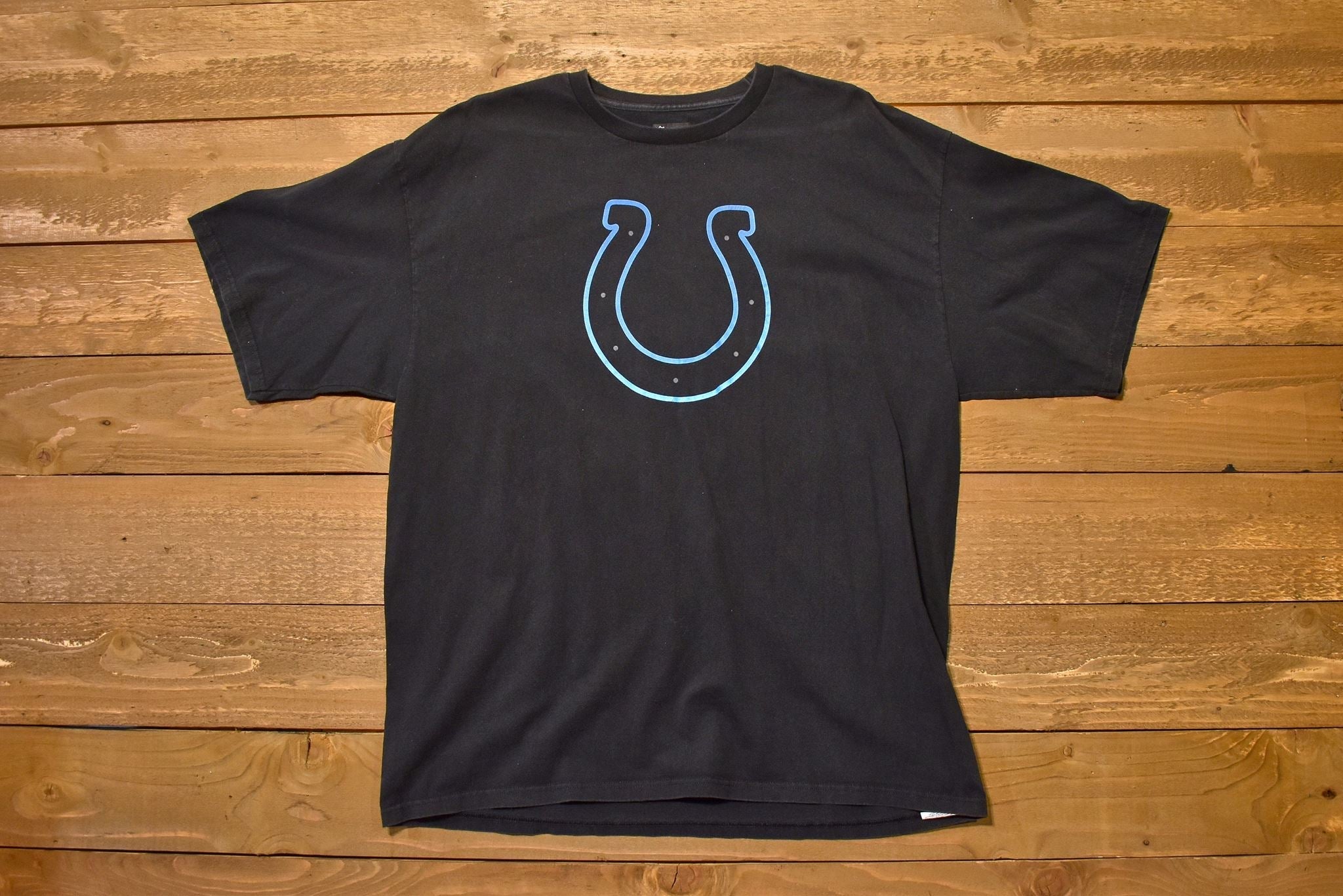 Colts 2XL Mens T-shirt Team Apparel NFL Colts Black Tee - Authentic Branded USED