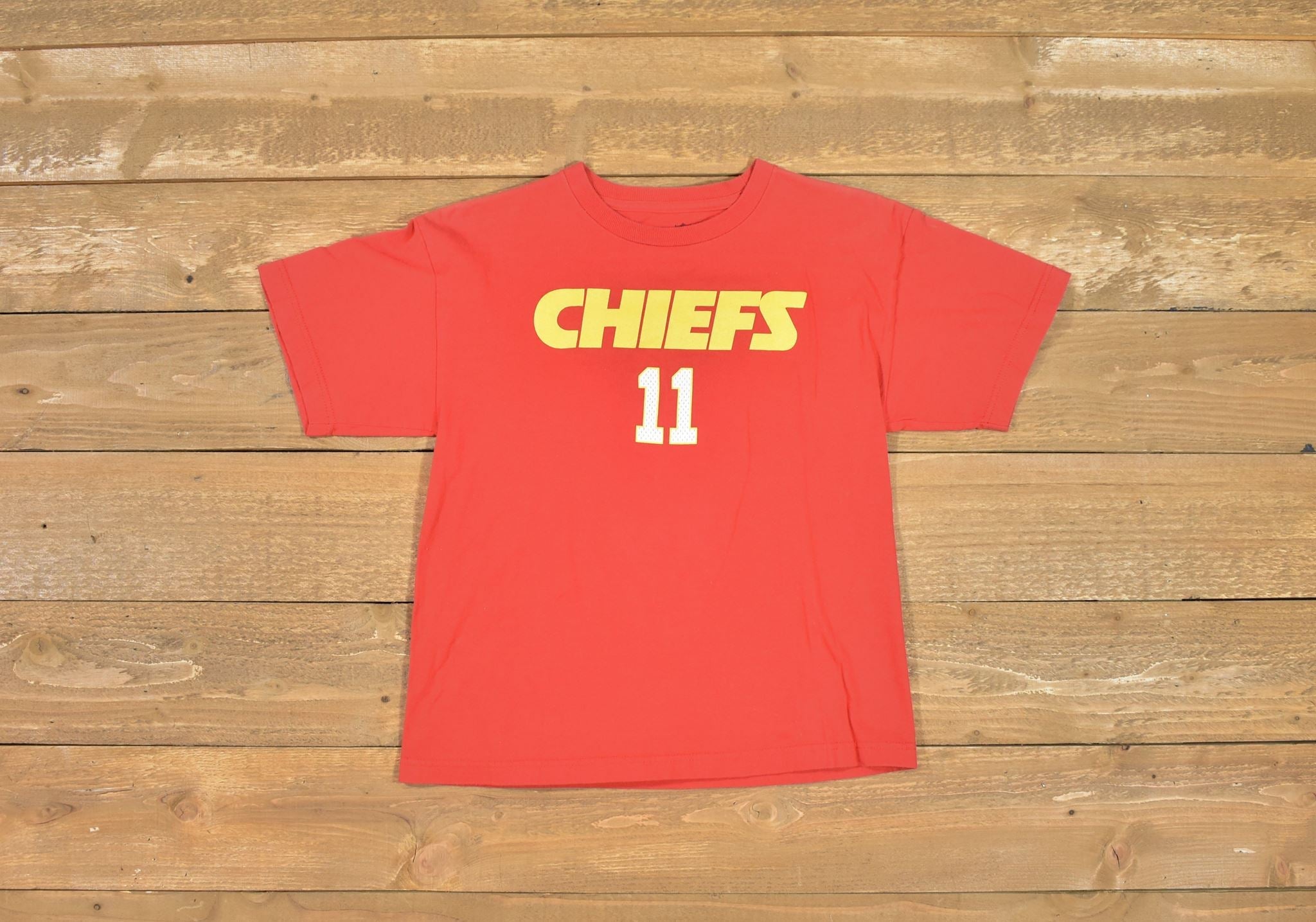 Kansas City Chiefs Jersey Smith 11 Red t shirt Woman’s Large Authentic NFL Bran