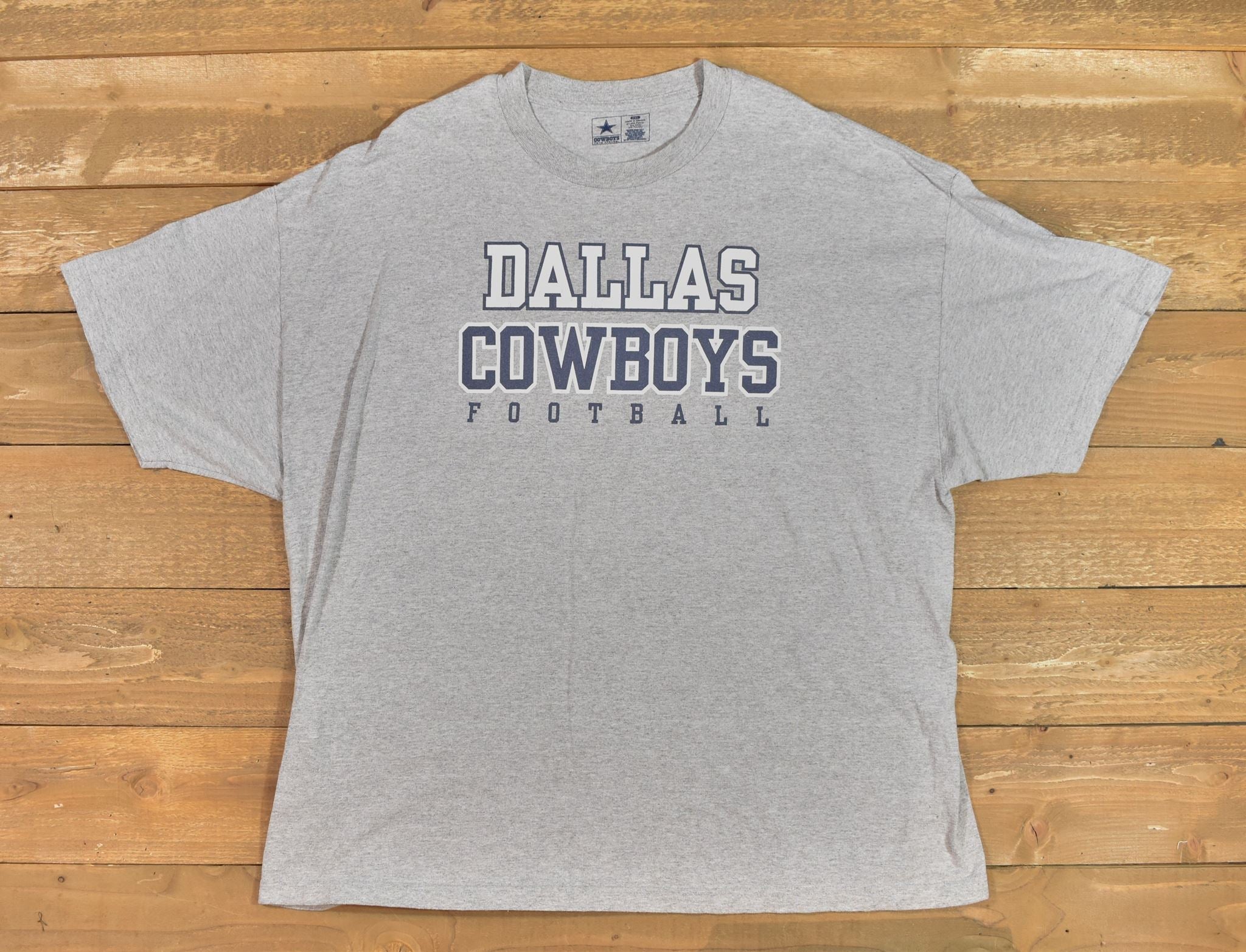 Dallas Cowboys T-shirt Mens 2 XL Grey NFL Football Shirt Used