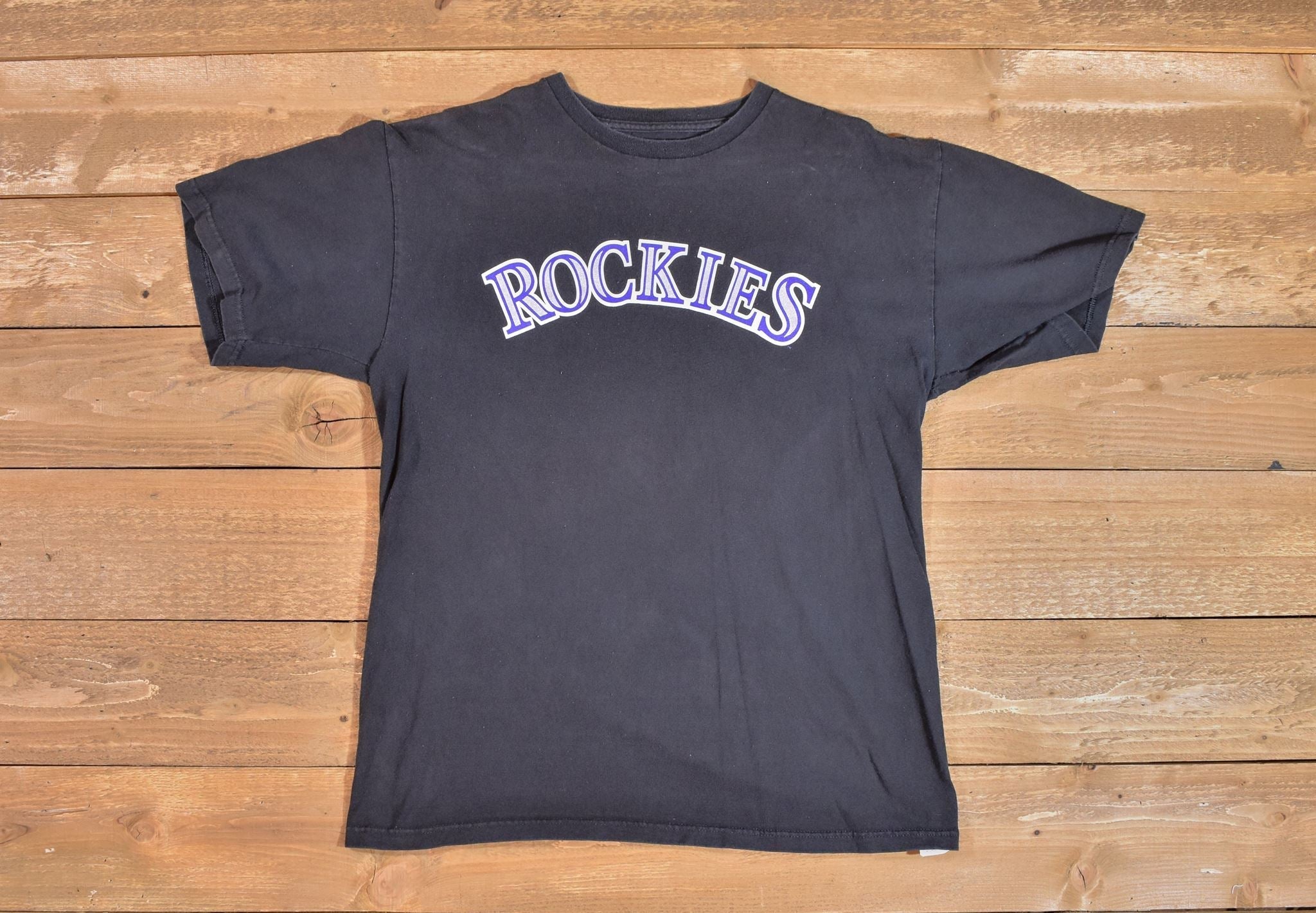 Colorado Rockies Mens T Shirt MLB Baseball Large Used Faded