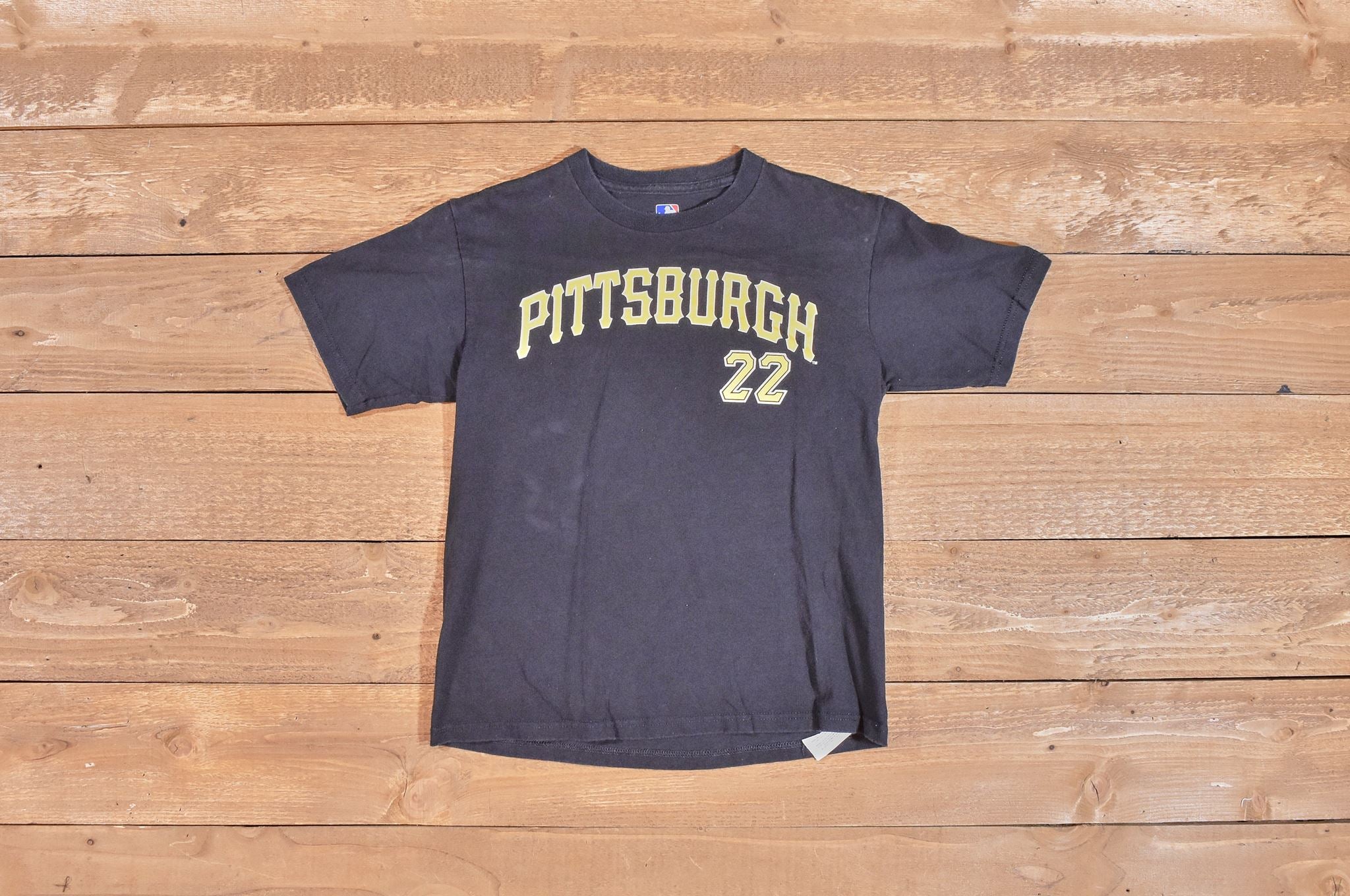 Pittsburgh Pirates 22 Mccutchen MLB T shirt used Kids Medium Baseball tee Authen