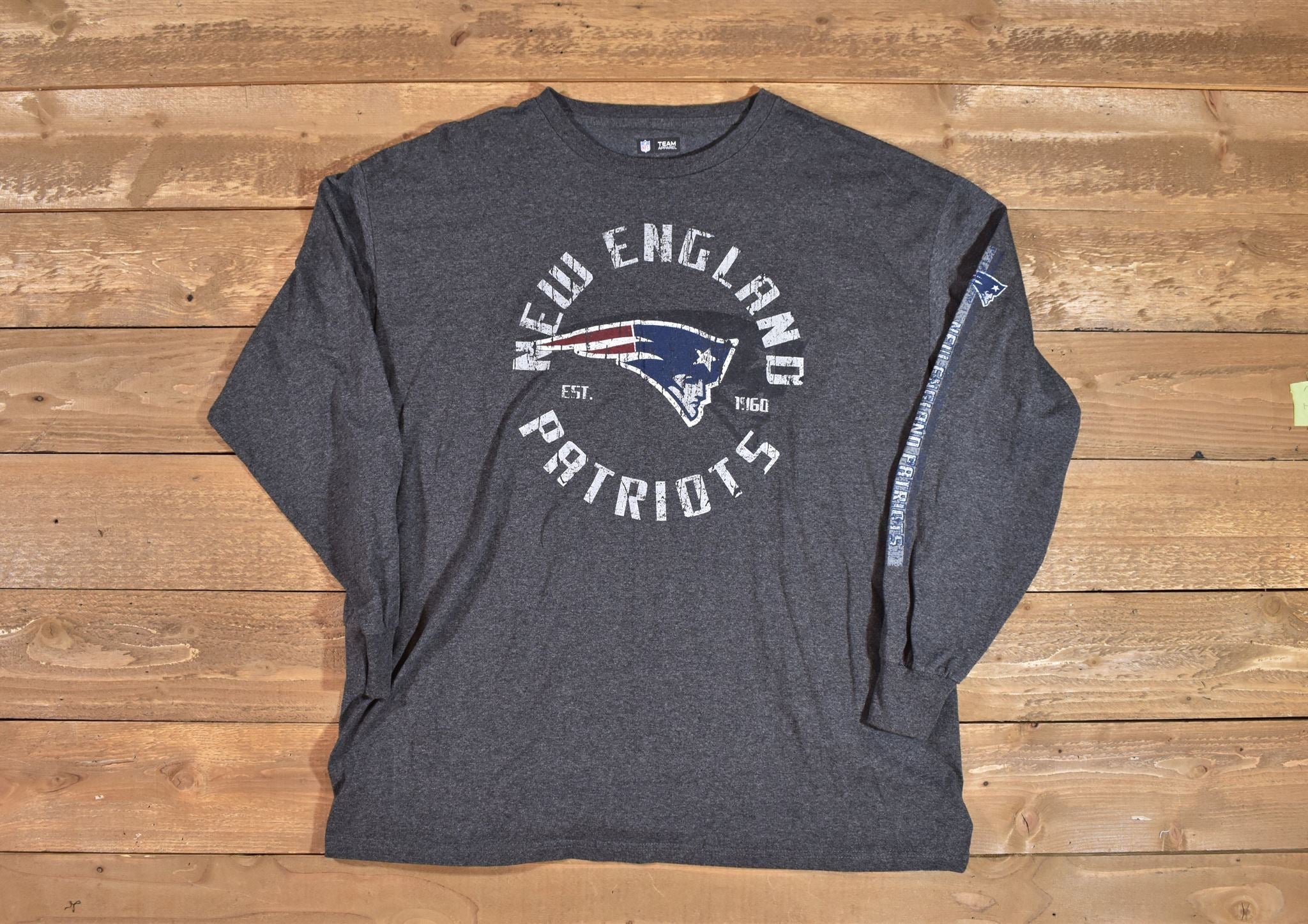 New England Patriots Mens Long Sleeve Grey NFL Football Shirt 2XL Used Team Appa