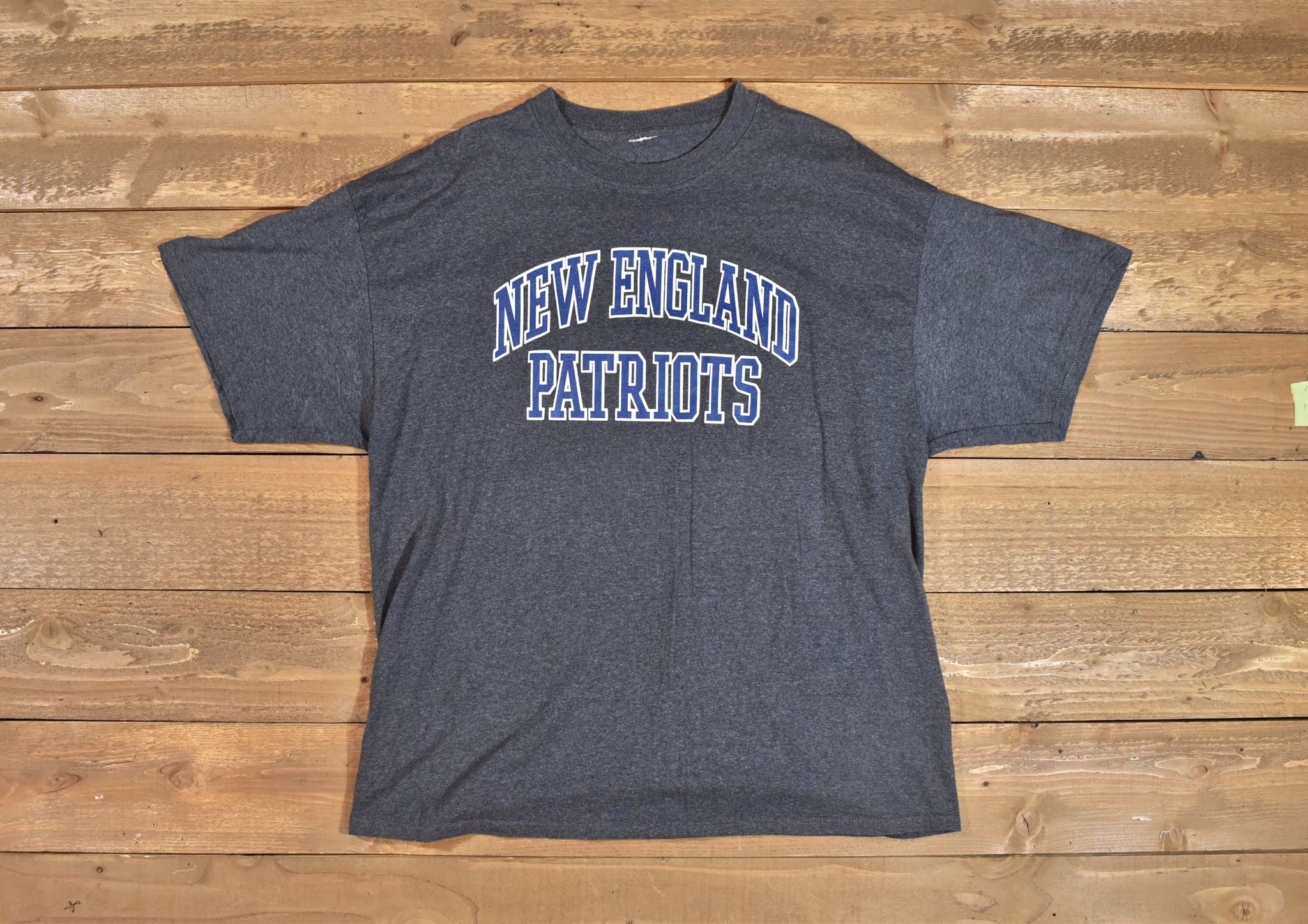 New England patriots mens t shirt 2 XL used tee Grey NFL Football Shirt