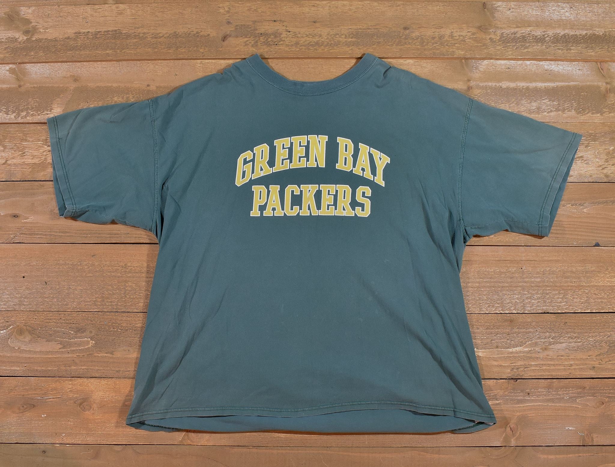 Green Bay Packers Mens Faded t-shirt 3XL Green tee Authentic team Apparel Used