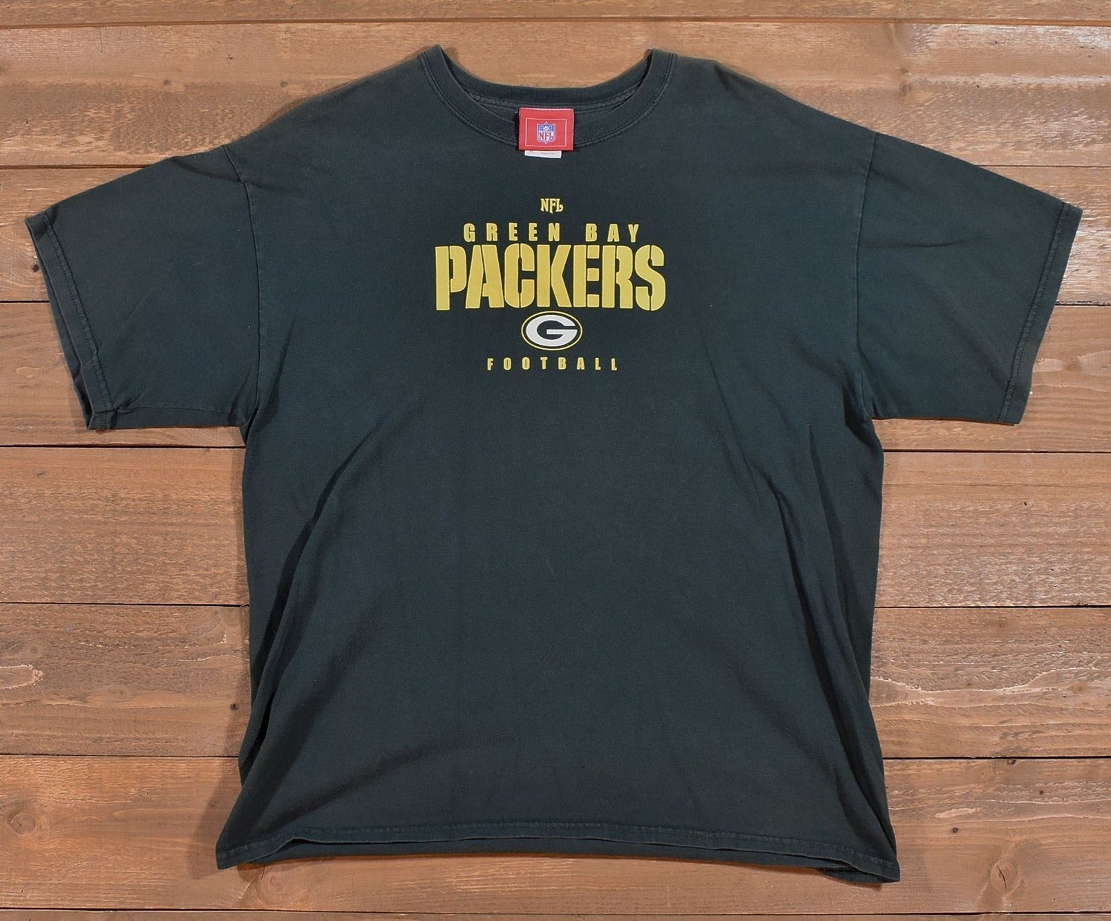 Green Bay Packers Mens T-shirt XL NFL Football Shirt Used Authentic Branded