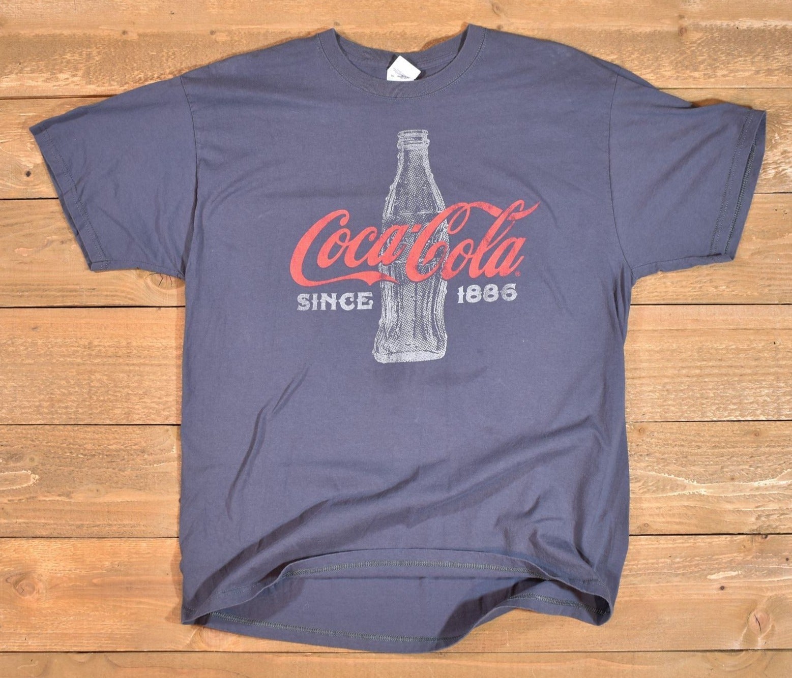 Coca Cola Since 1886 t Shrit XL Mens Grey Coca Cola shirt Grey Branded Used
