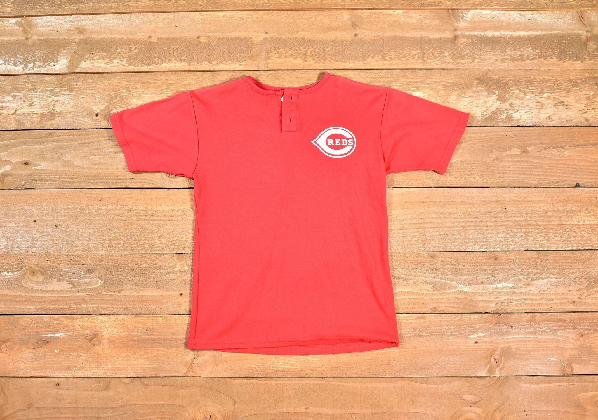 Cincinnati Red Female t shirt Large MLB Baseball Top Red 34-36