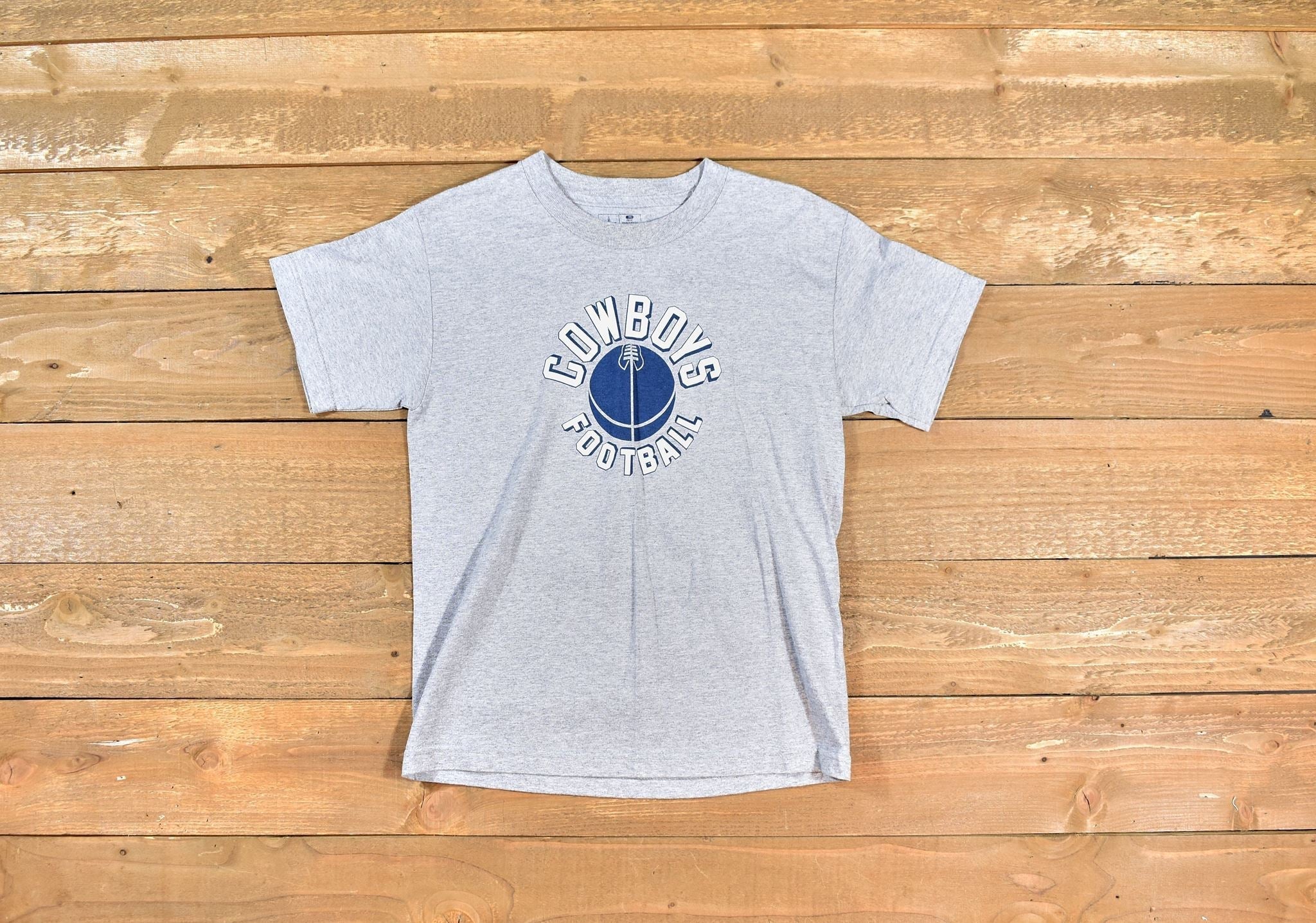 Cowboys Mens t shirt NFL Football Shirt Grey Used Medium