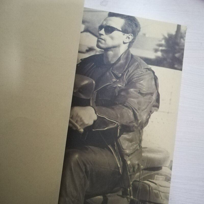 Movie Terminator Arnold Schwarzenegger Motorcycle Kraft Poster Home Decoration Print