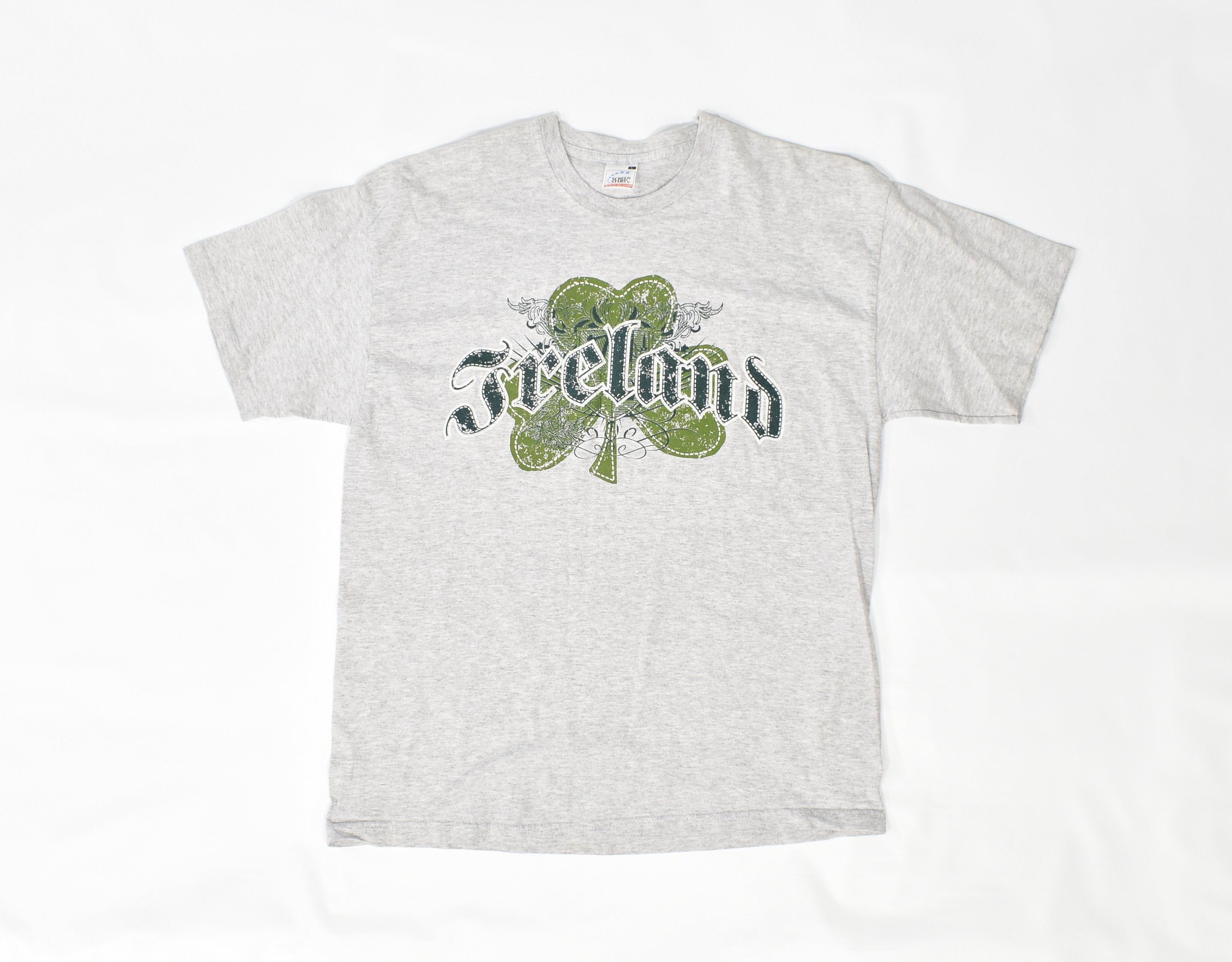 Ireland Mens t shirt Large used shirt Lucky Charm Green