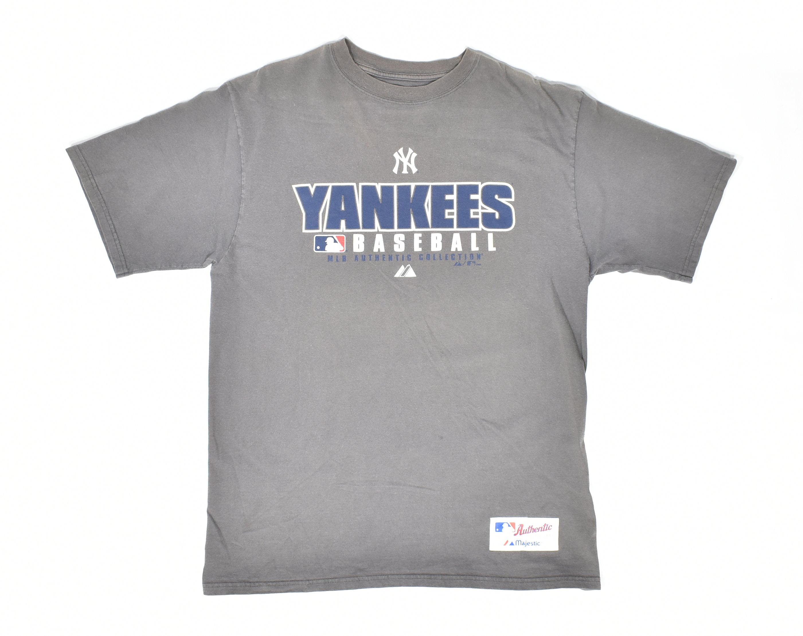 New York Yankees Baseball T shirt Medium Majestic used
