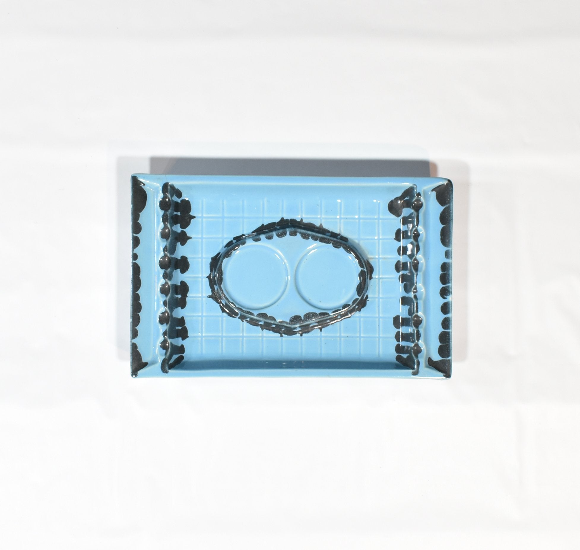 Large Ash tray Blue Used 13 x 8 Used Ash Bowl Vintage Small Crack