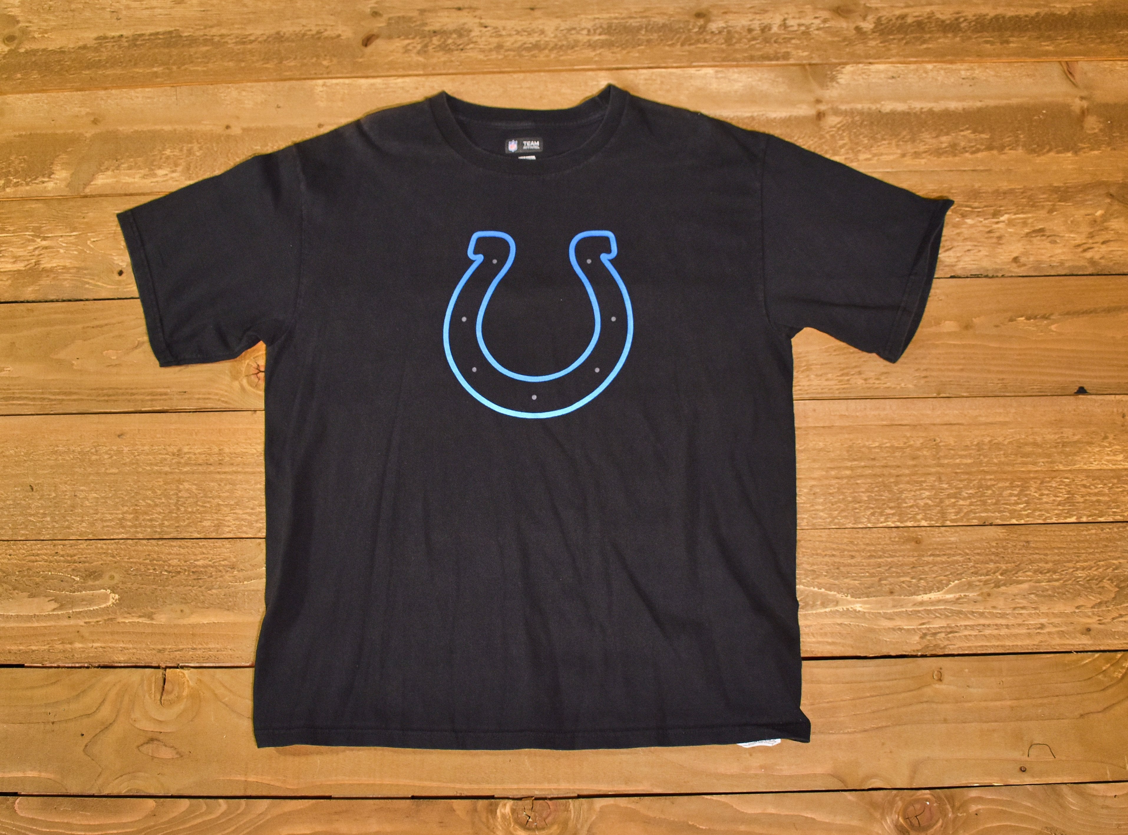 Colts Mens t shirt Large Team Apparel NFL Branded used tee.