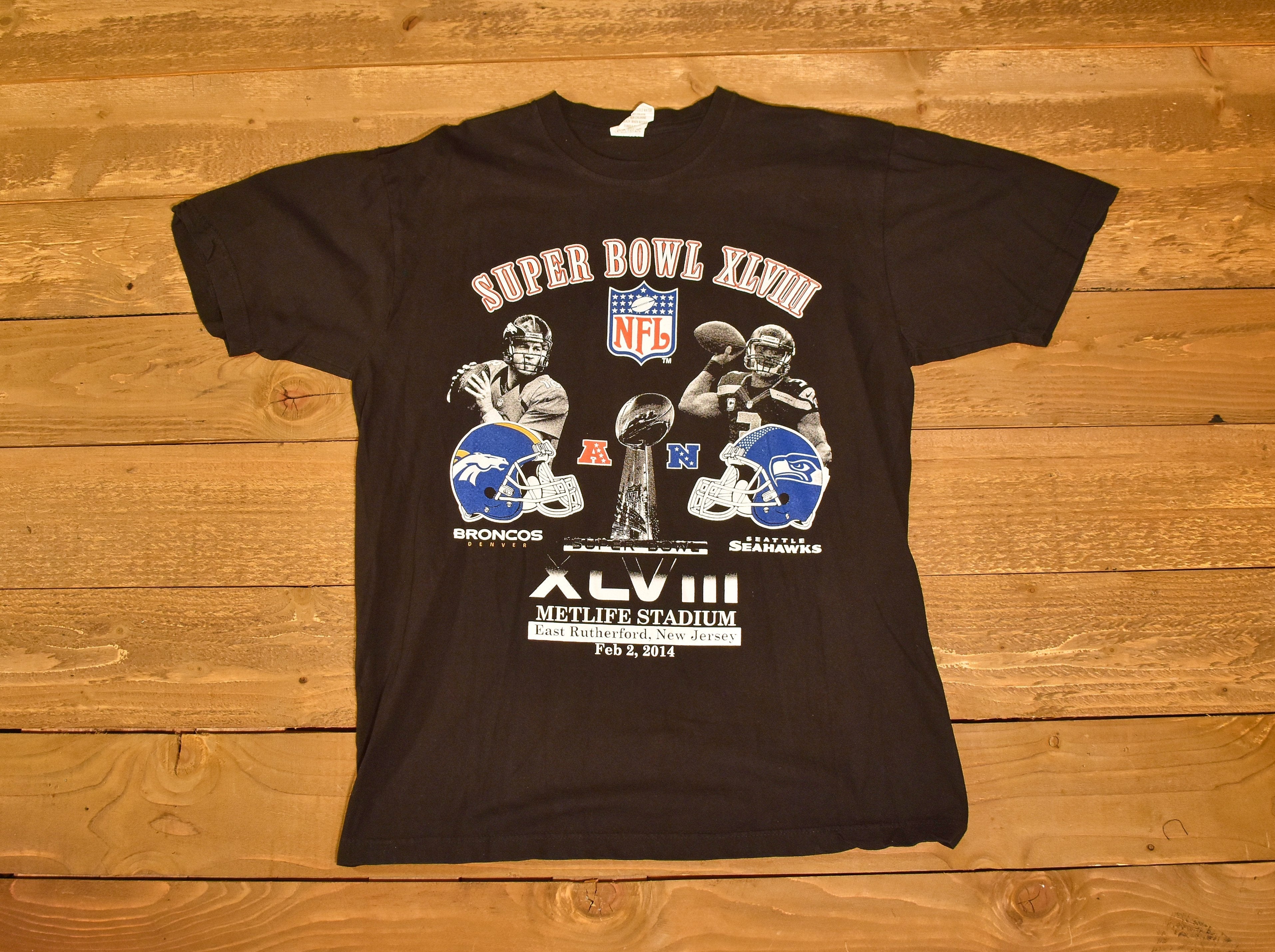 Broncos vs Seahawks mens t shirt XL NFL Shirt Super Bowl XLVIII 2014 t-shirt