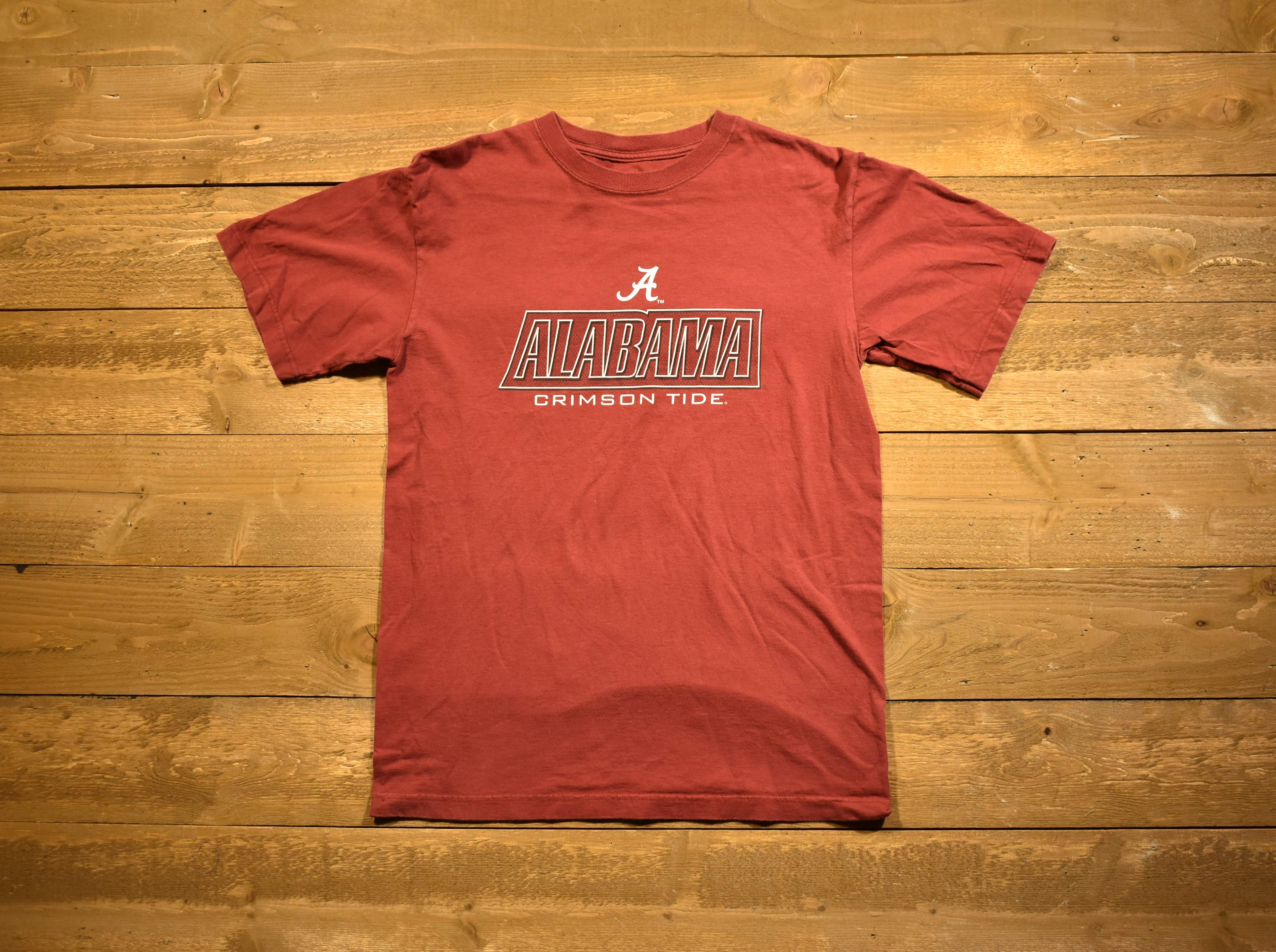 Alabama Crimson Tide men's T-shirt NCAA medium football used