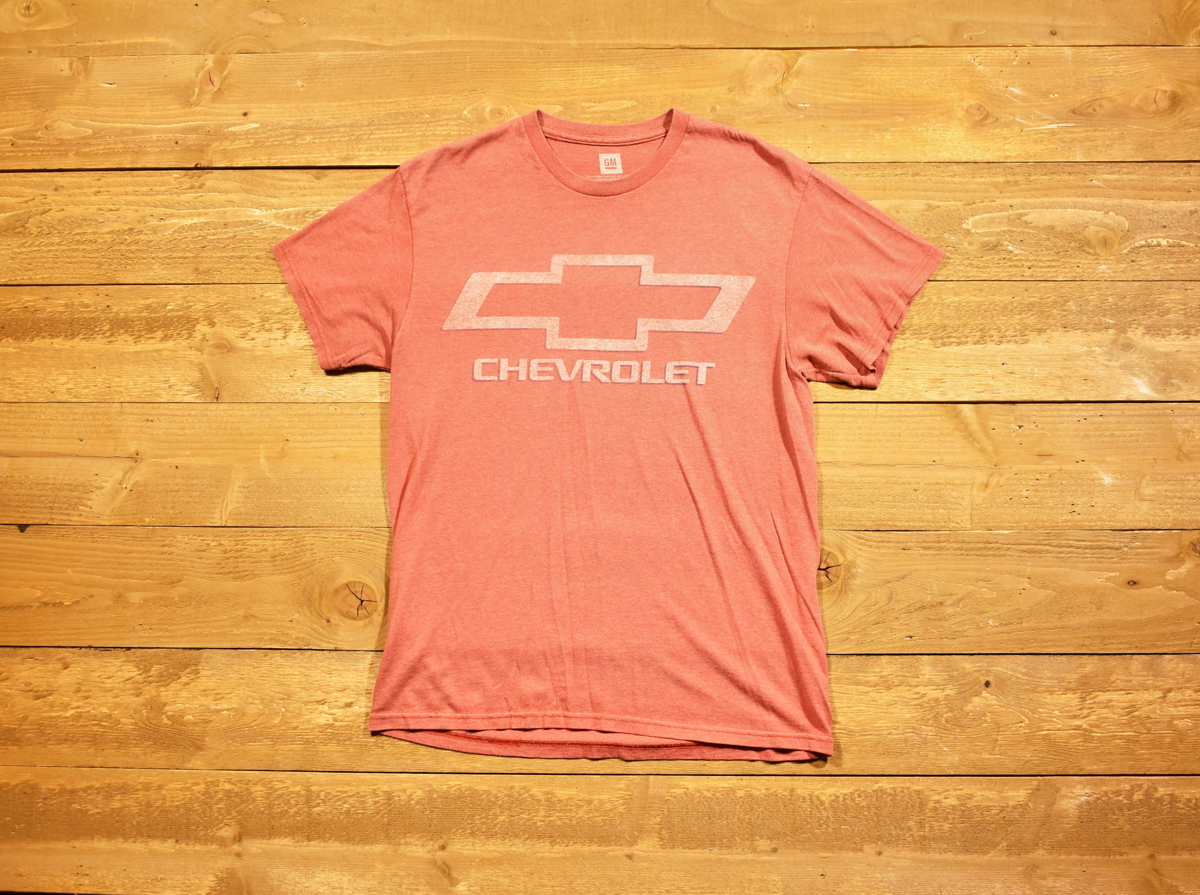 Chevy men's T-shirt GM motors medium red T-shirt Chevrolet